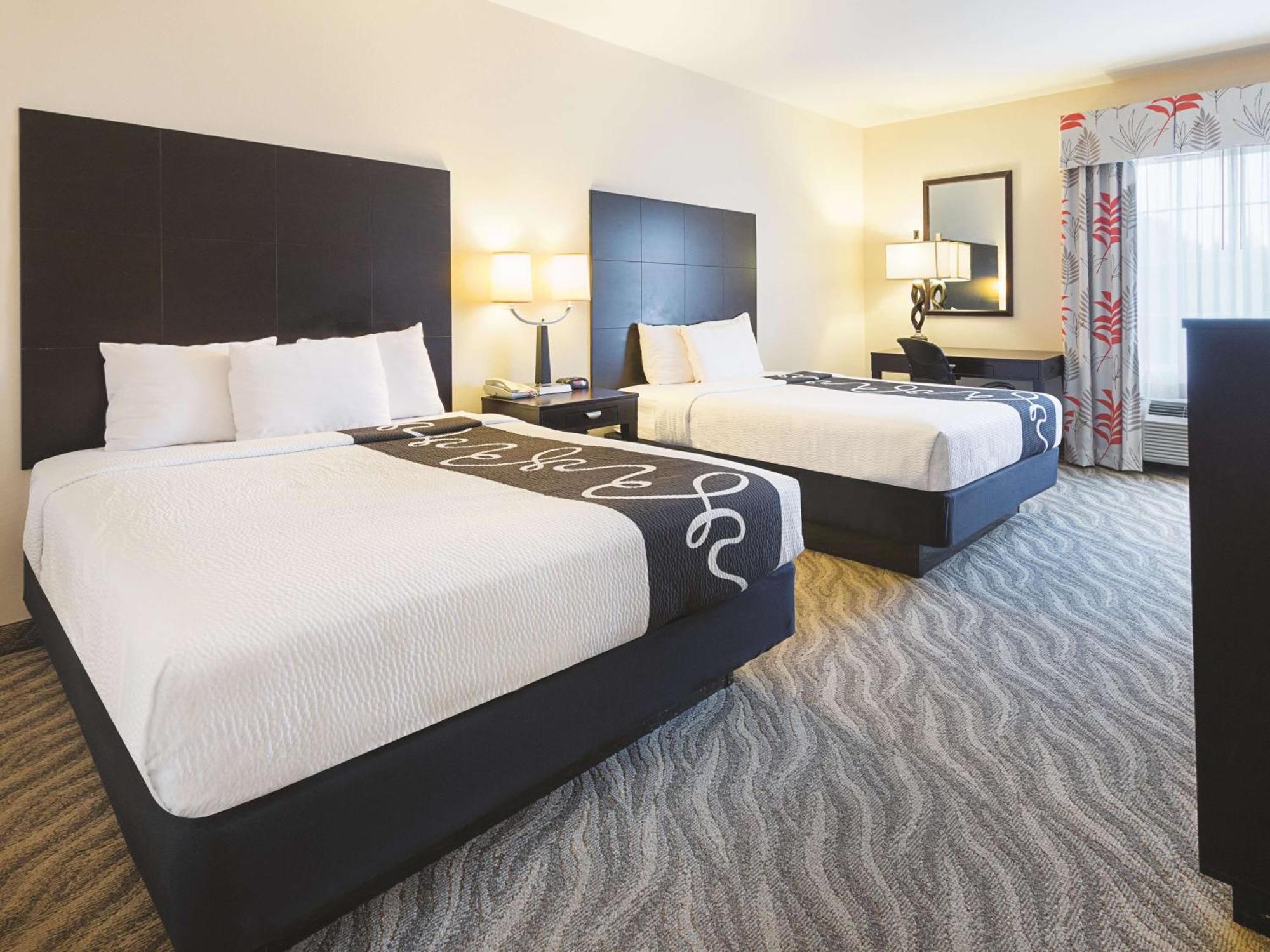 Deluxe Queen Room Two Queen Beds