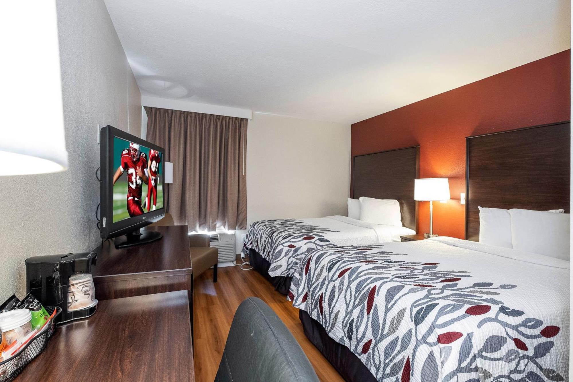 Deluxe Room Two Double Beds Disability Access Non-Smoking