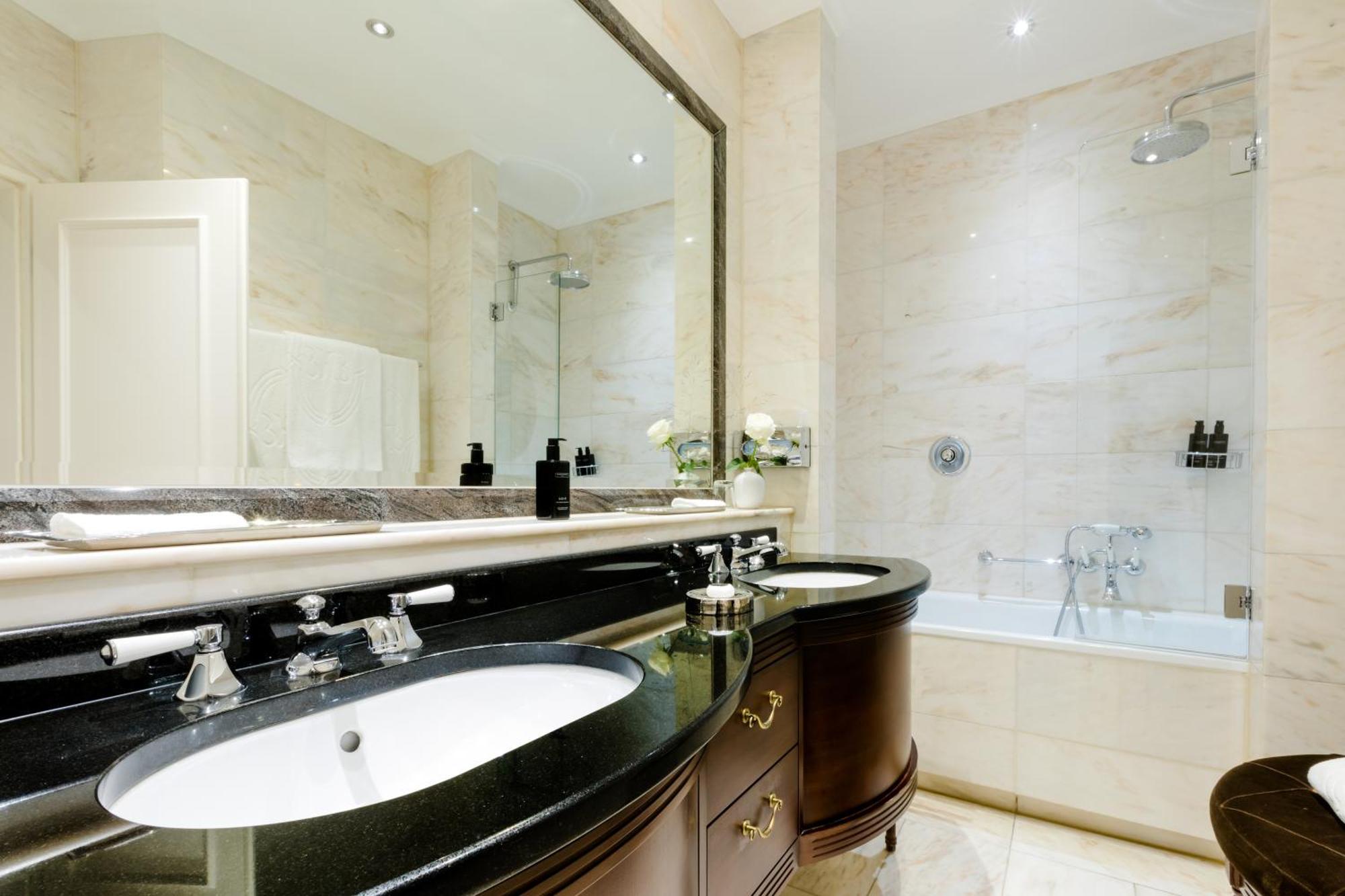 Grand Deluxe Double or Twin Room