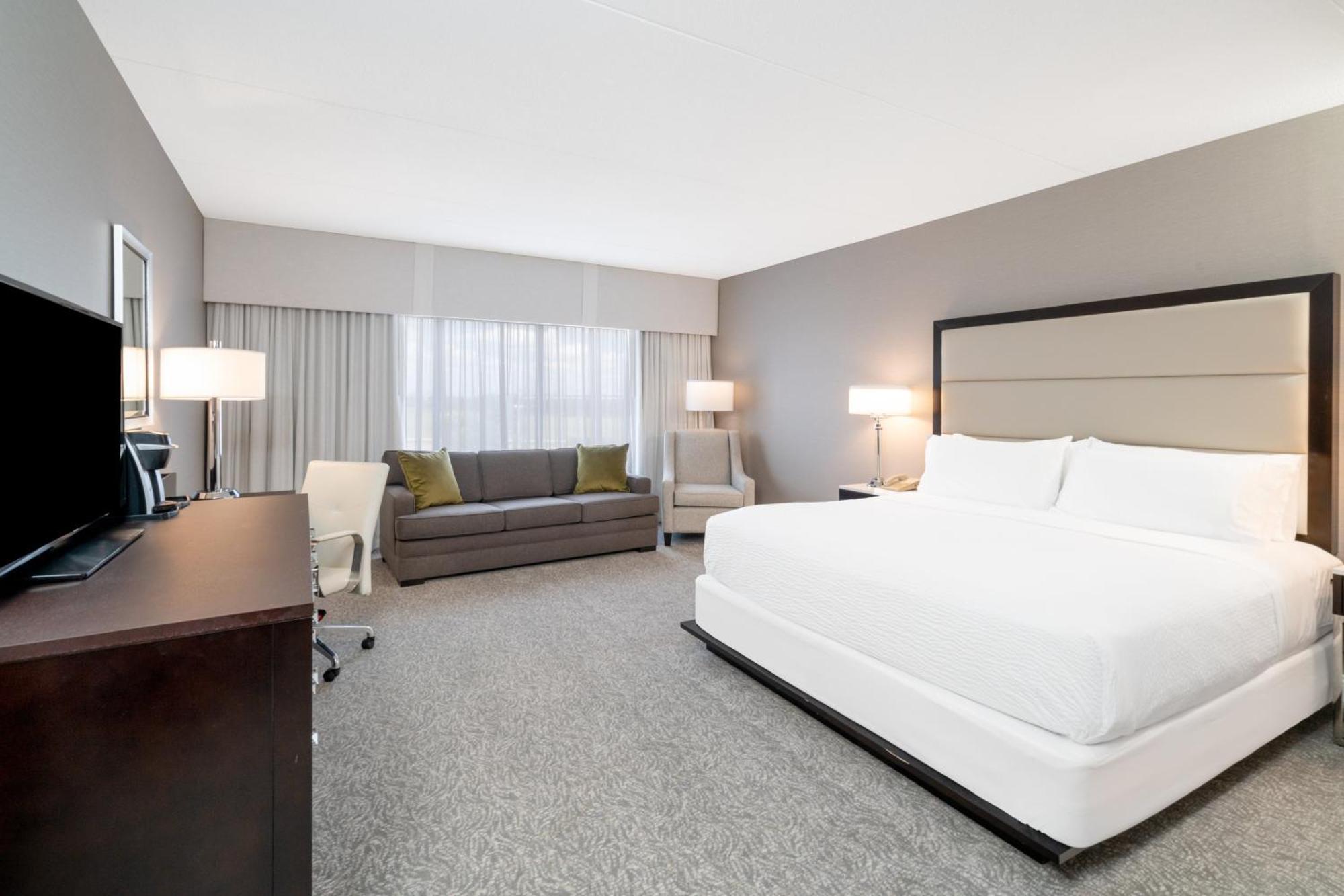 Standard King Room