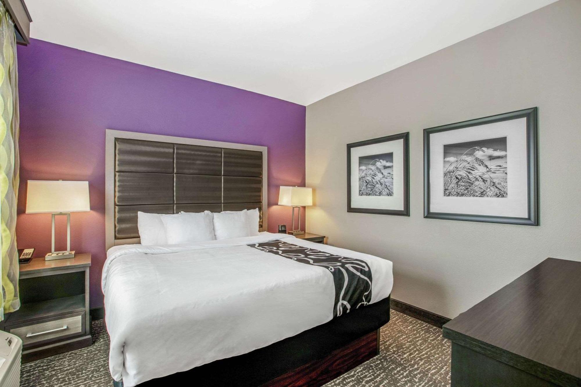 King Suite with City View