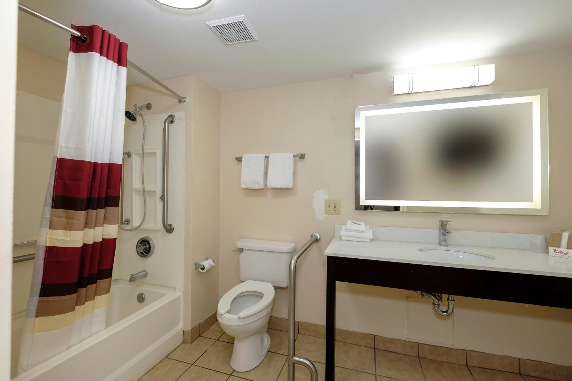 Deluxe King Room Disability Access Non-Smoking