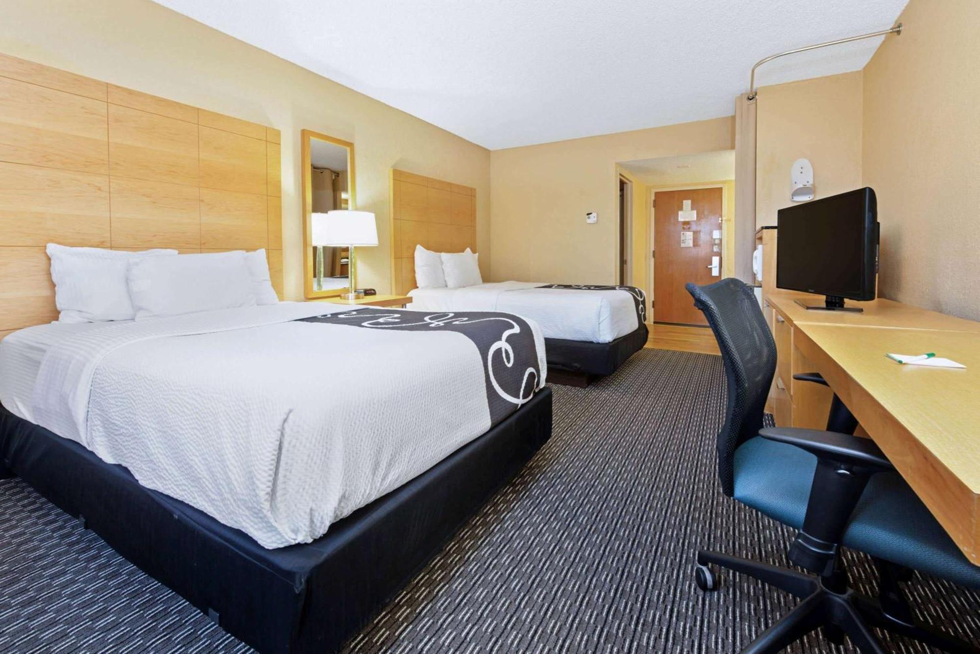 Deluxe Double Room Two Double Beds