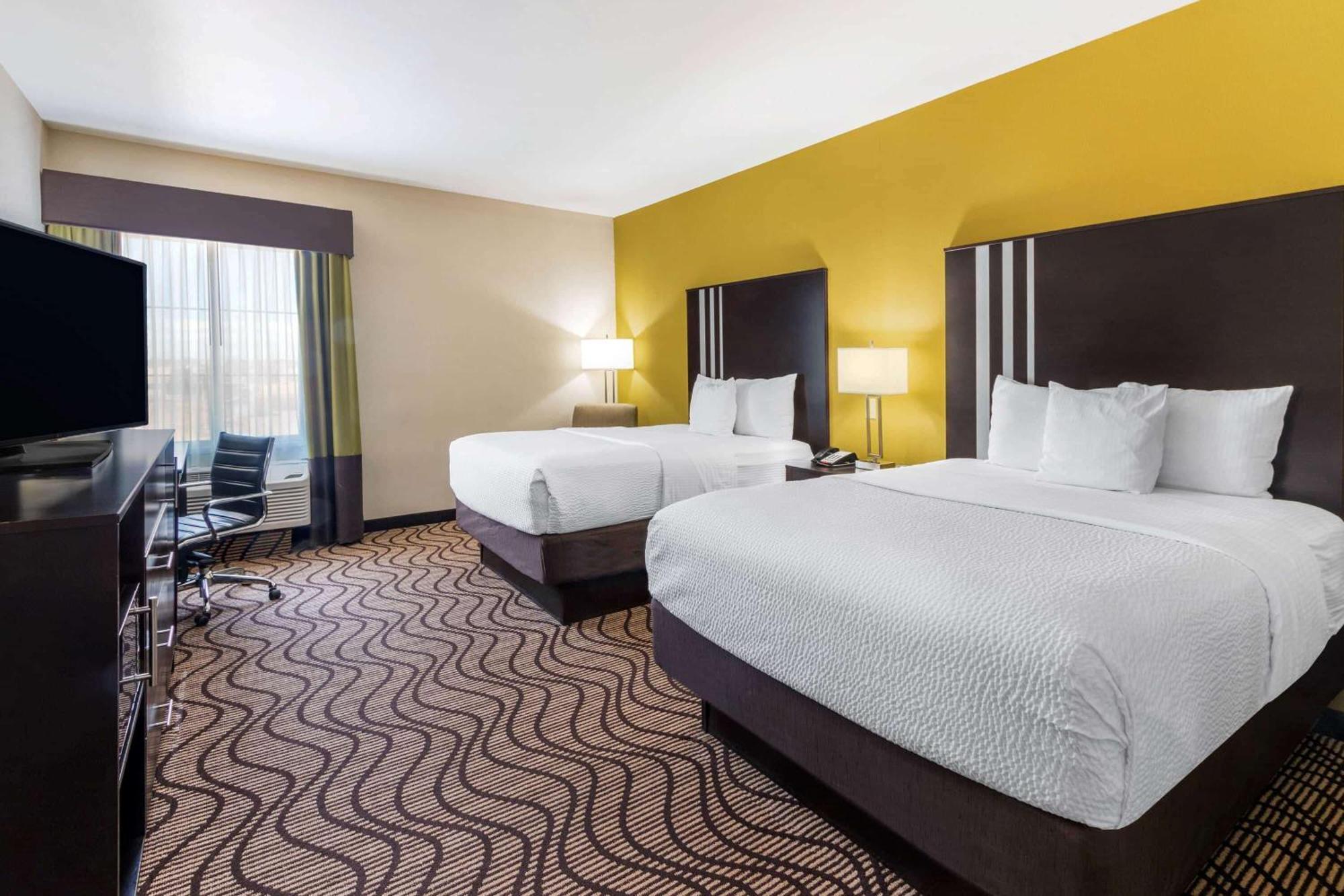 Queen Room with Two Queen Beds - Disability Access,1278750946:JPEG