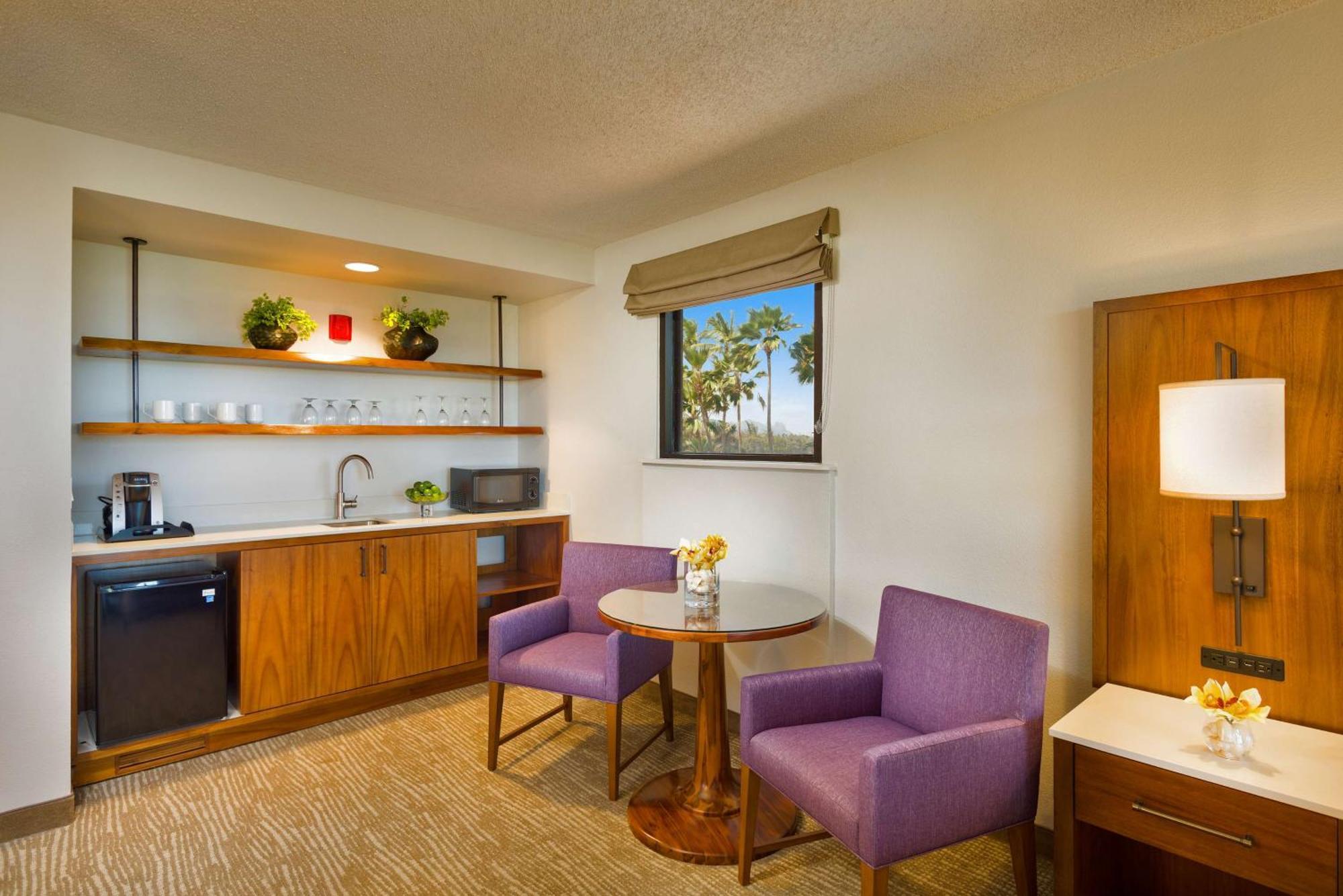 Junior Suite mit Kingsize-Bett und Meerblick