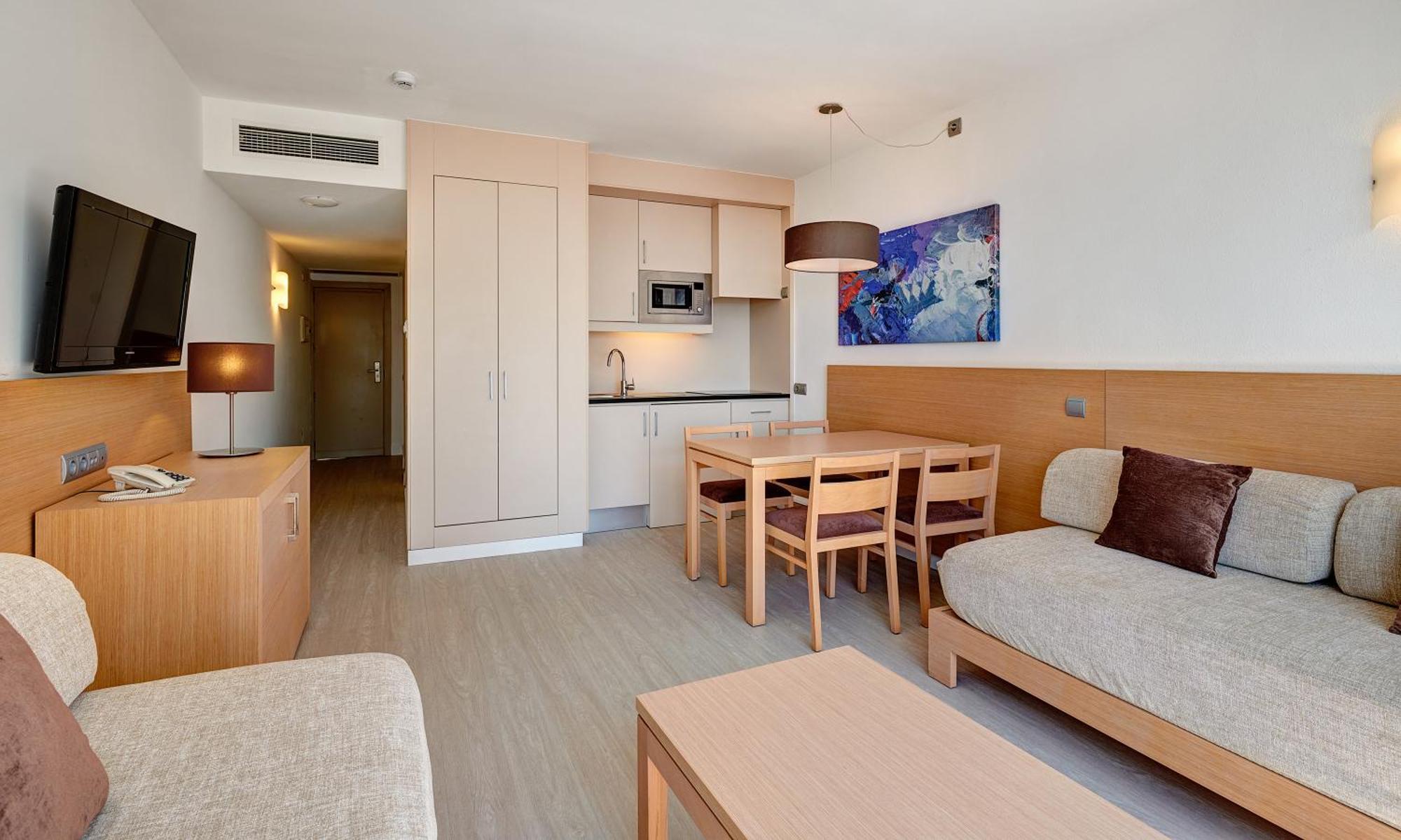 Economy Club Apartment