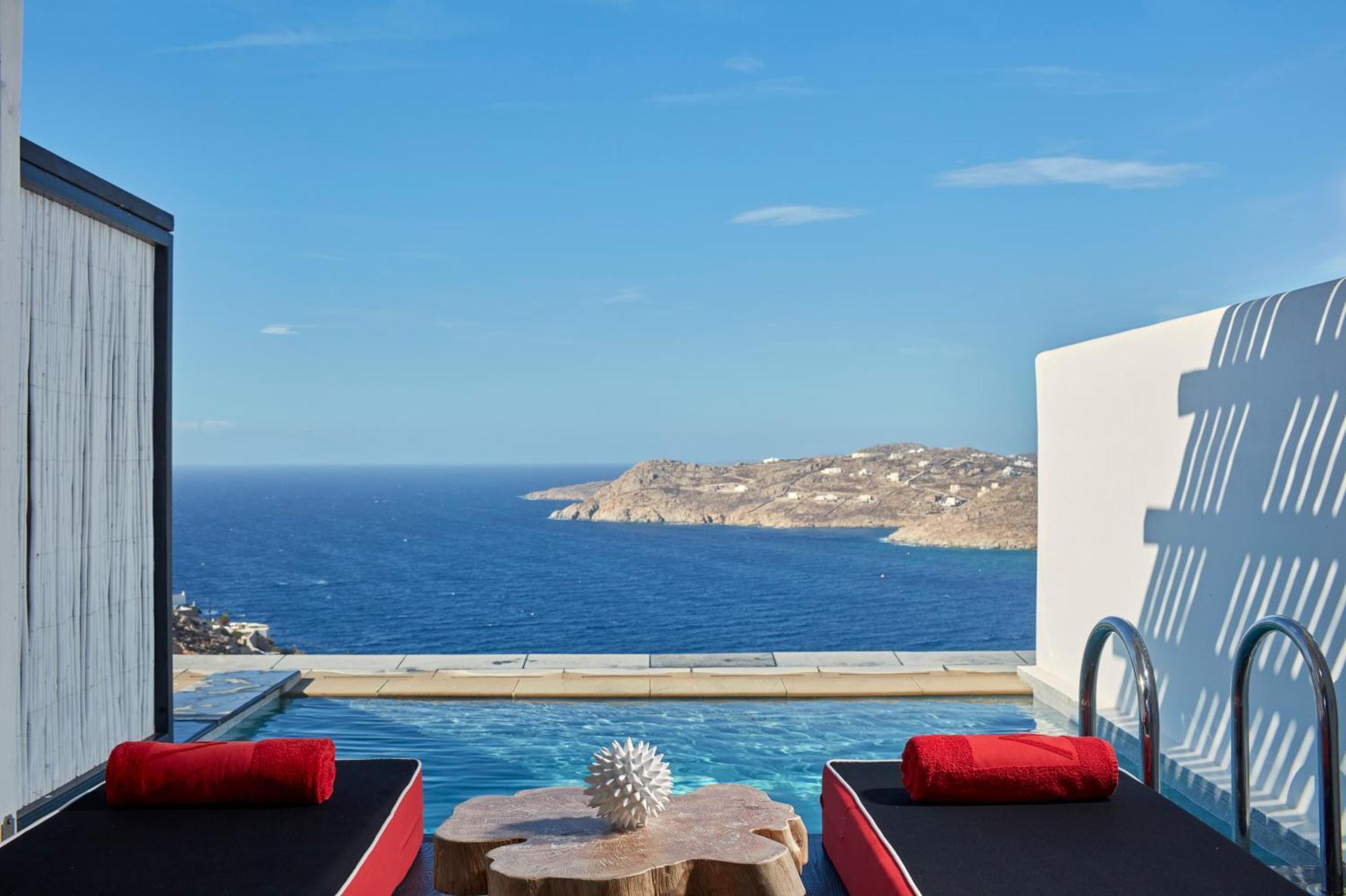 Temptation sea view room private pool