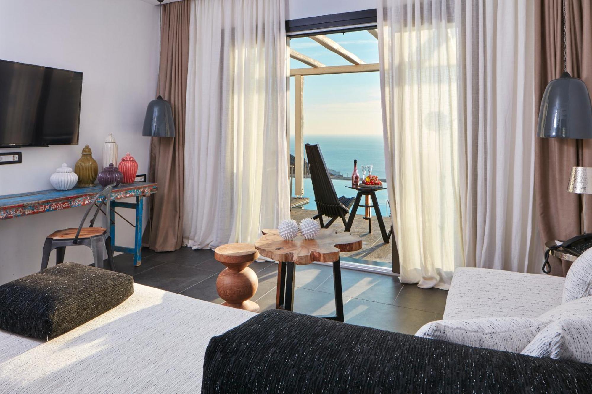 Temptation sea view room private pool