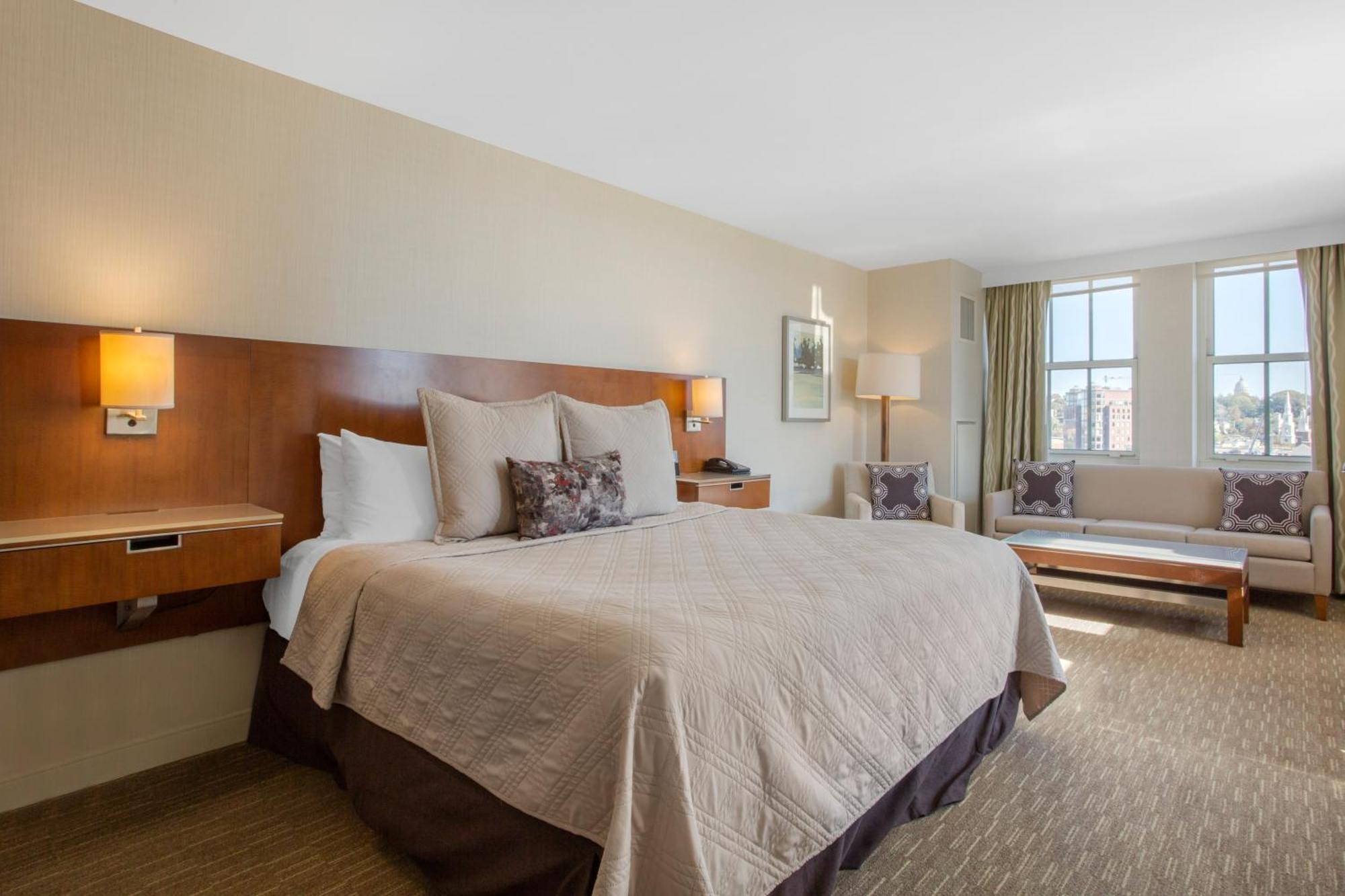 Signature Executive King Bed