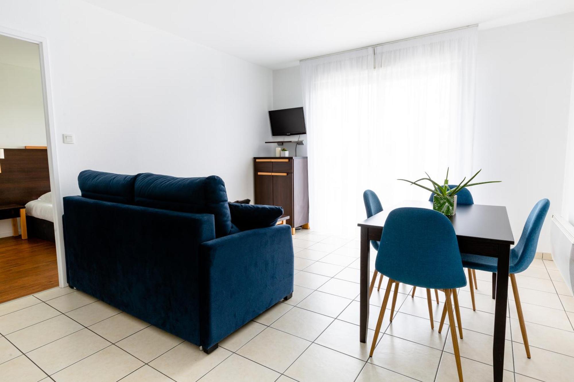 Apartment Kitchenette