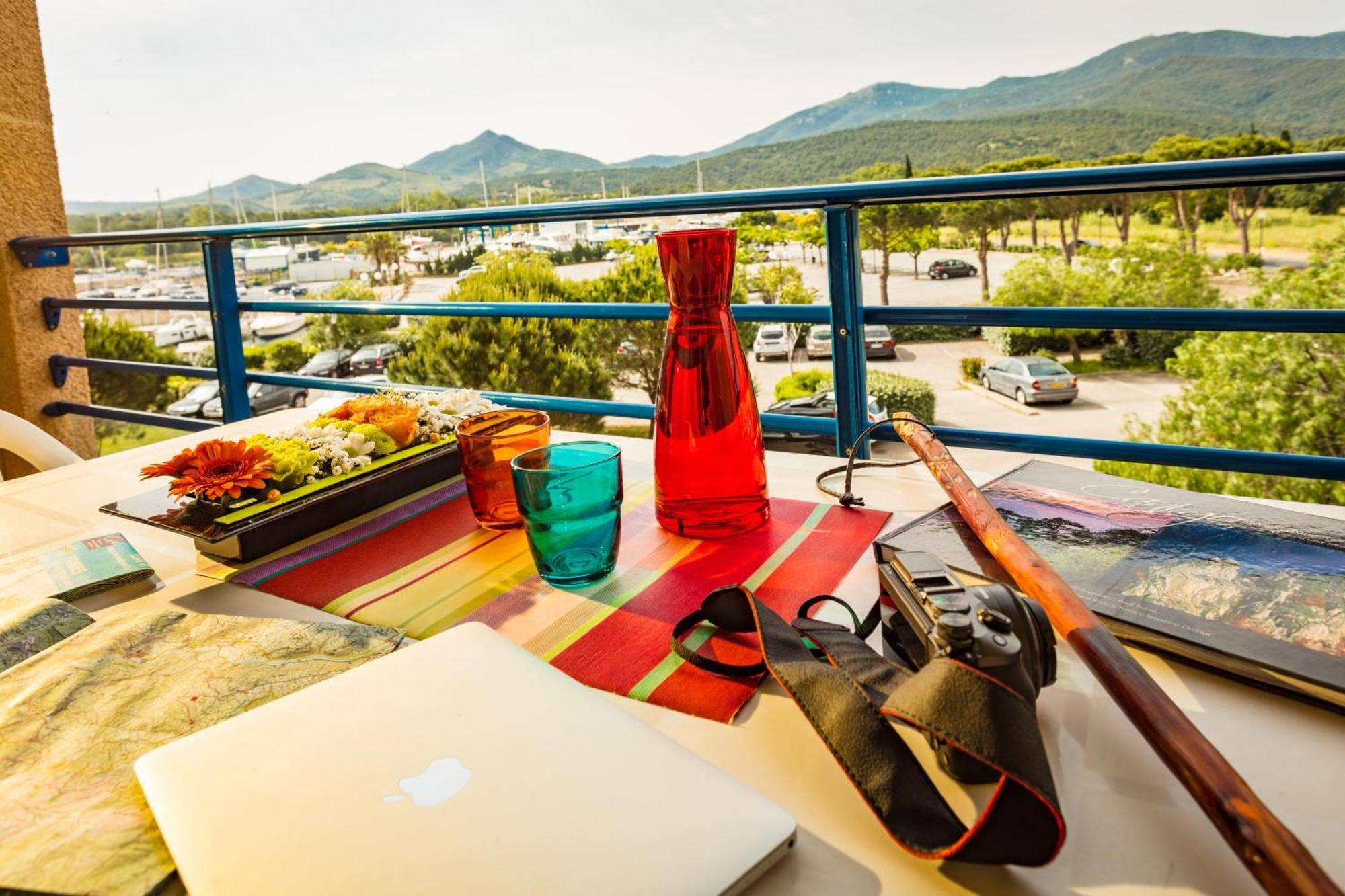 Studio Mountain Side
