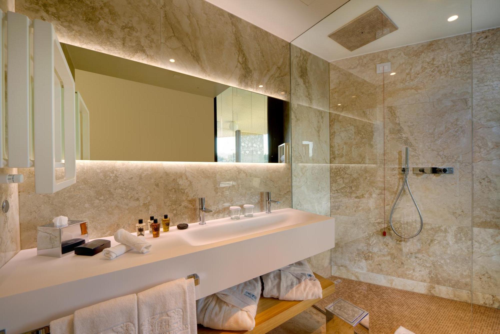 Deluxe Prestige Double or Twin Room