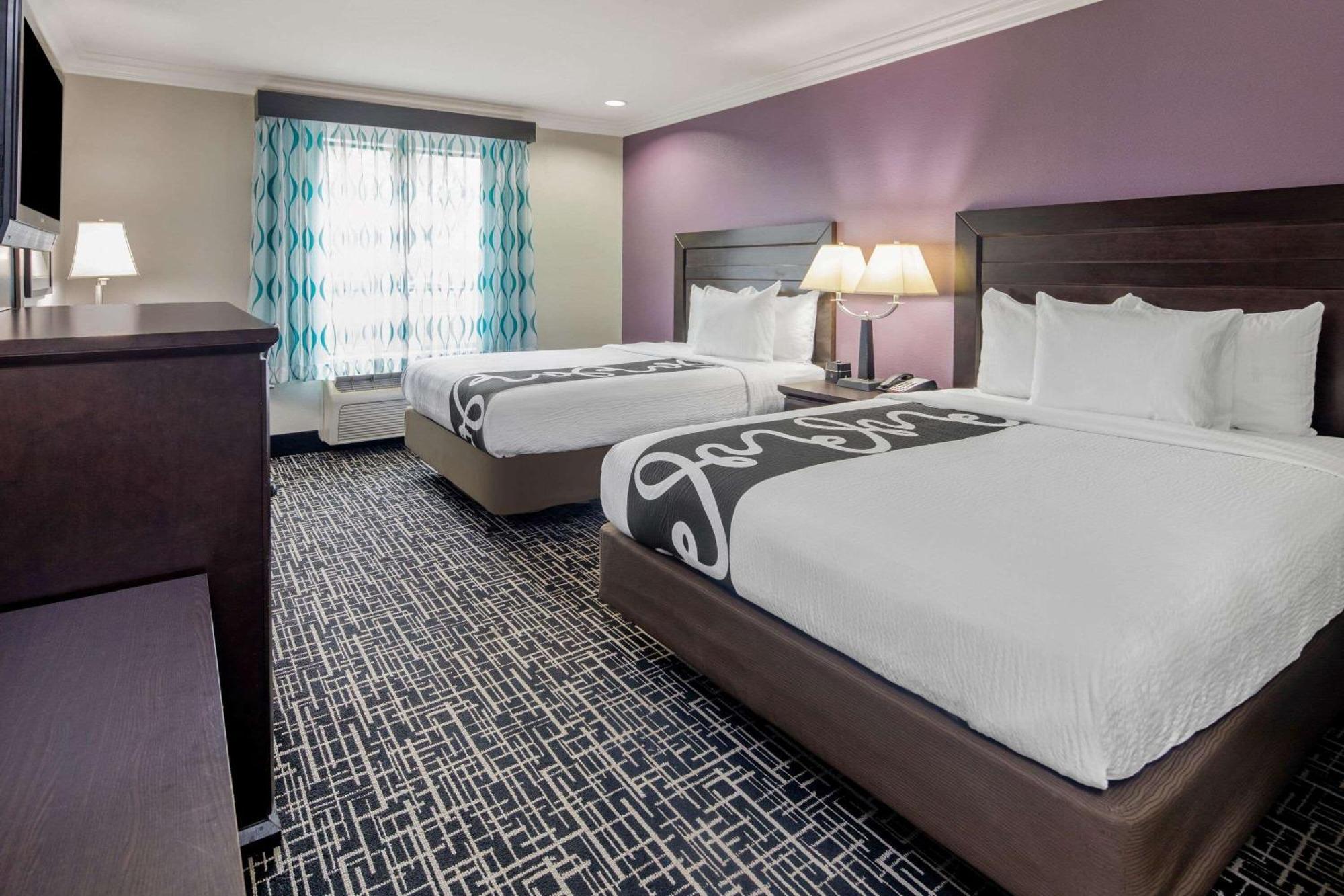 Queen Room Two Queen Beds Disability Access