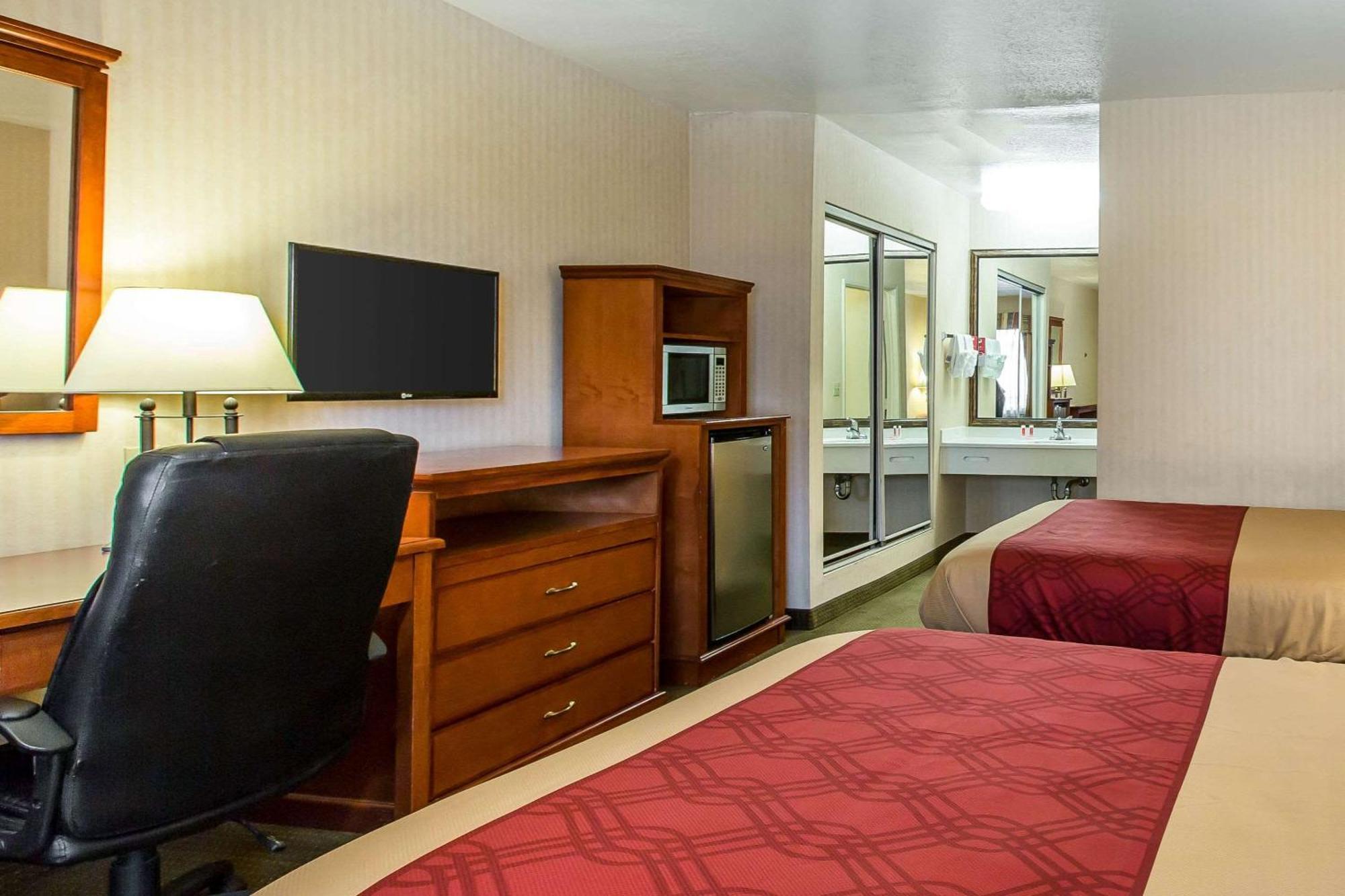 Double Room Two Double Beds