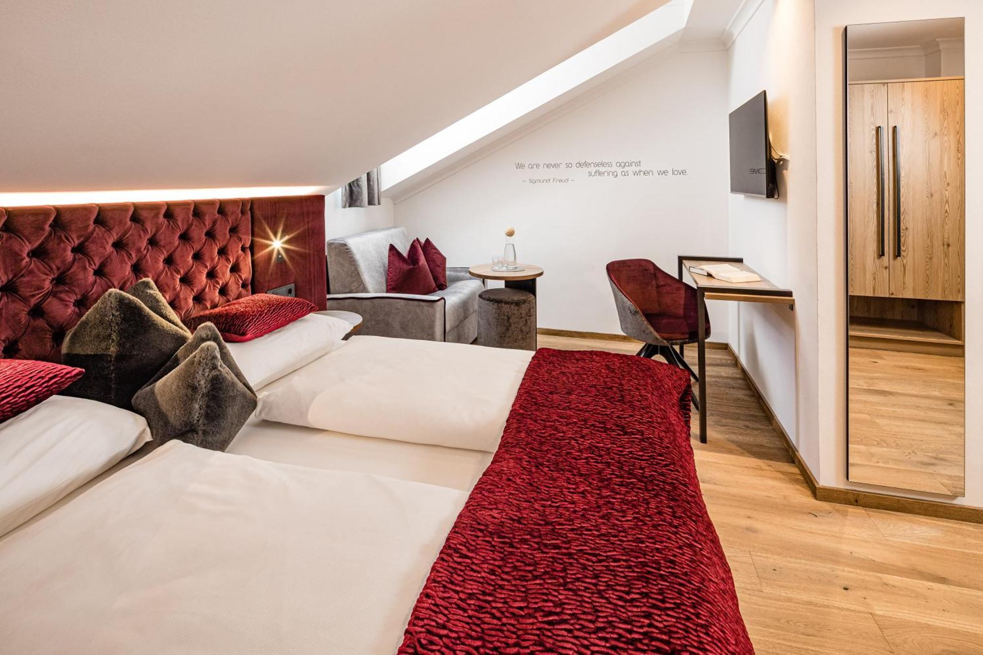 Comfort Double or Twin Room