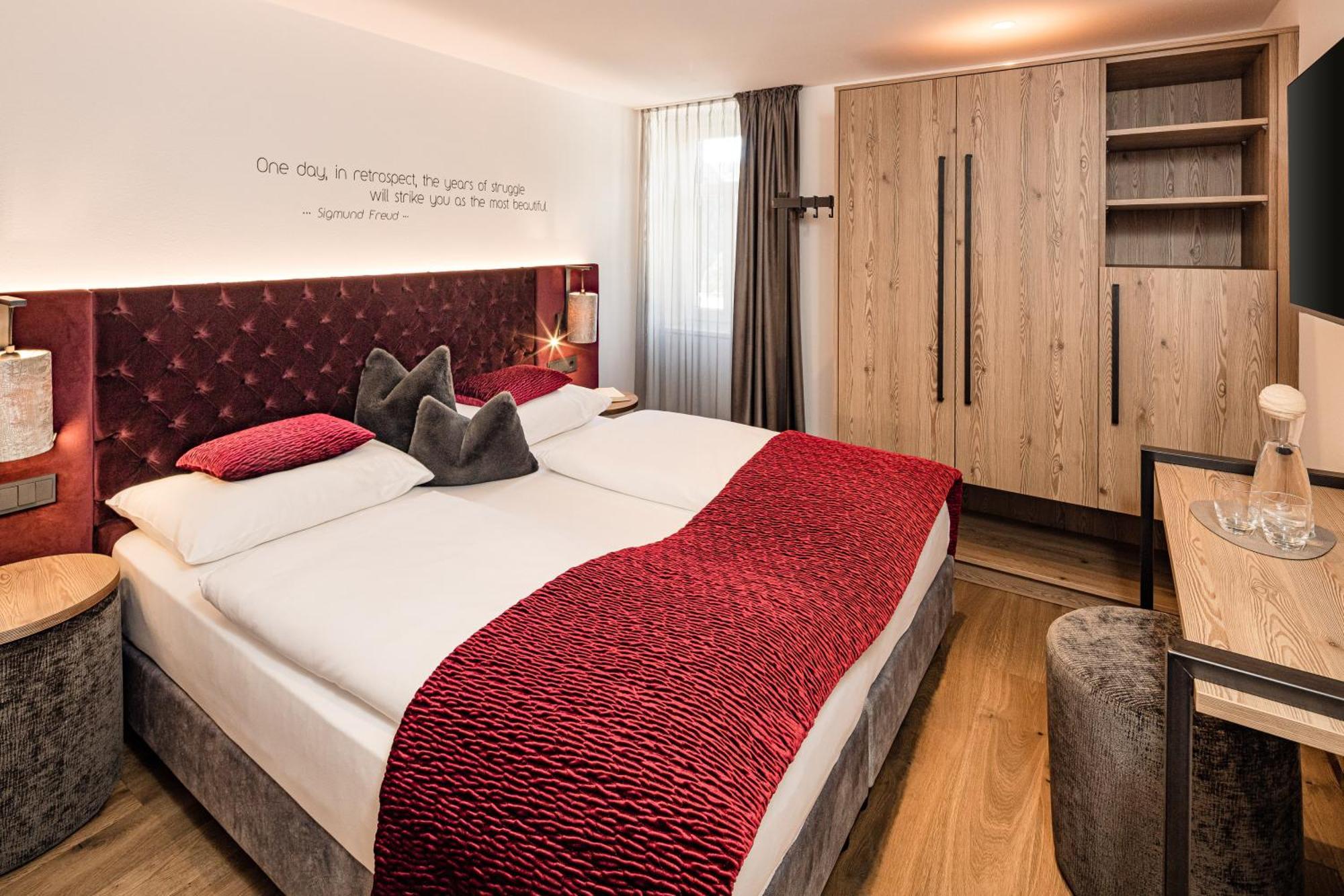Comfort Double or Twin Room