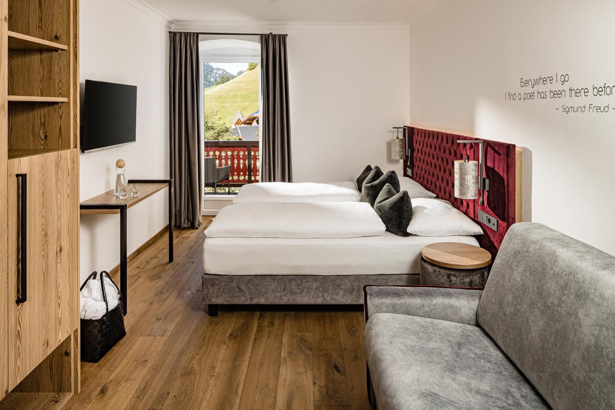 Double Room Balcony,1279788802:JPEG
