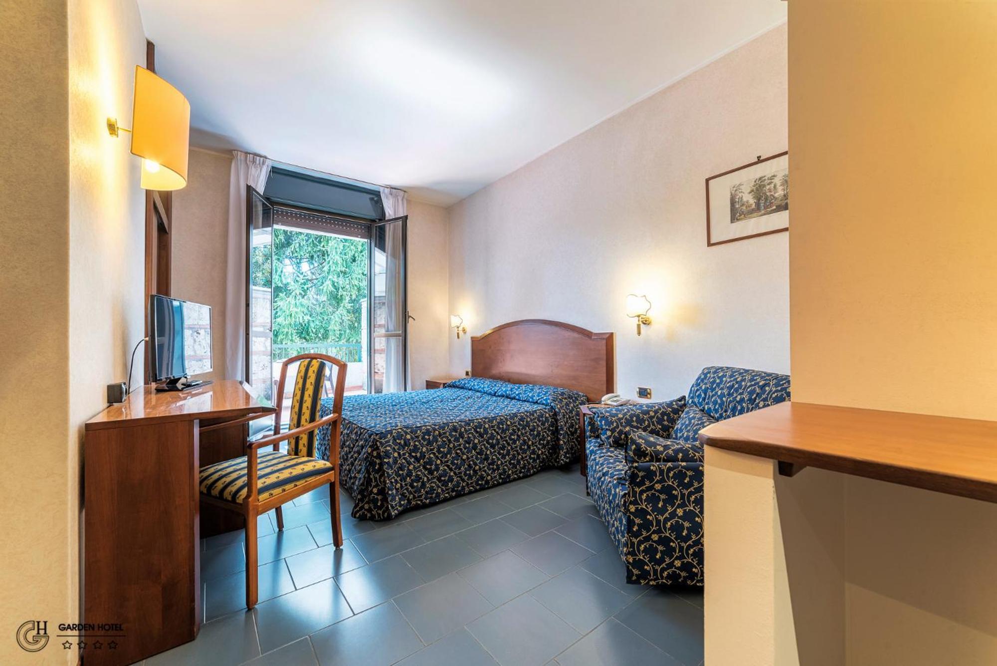 Double or Twin Room Balcony