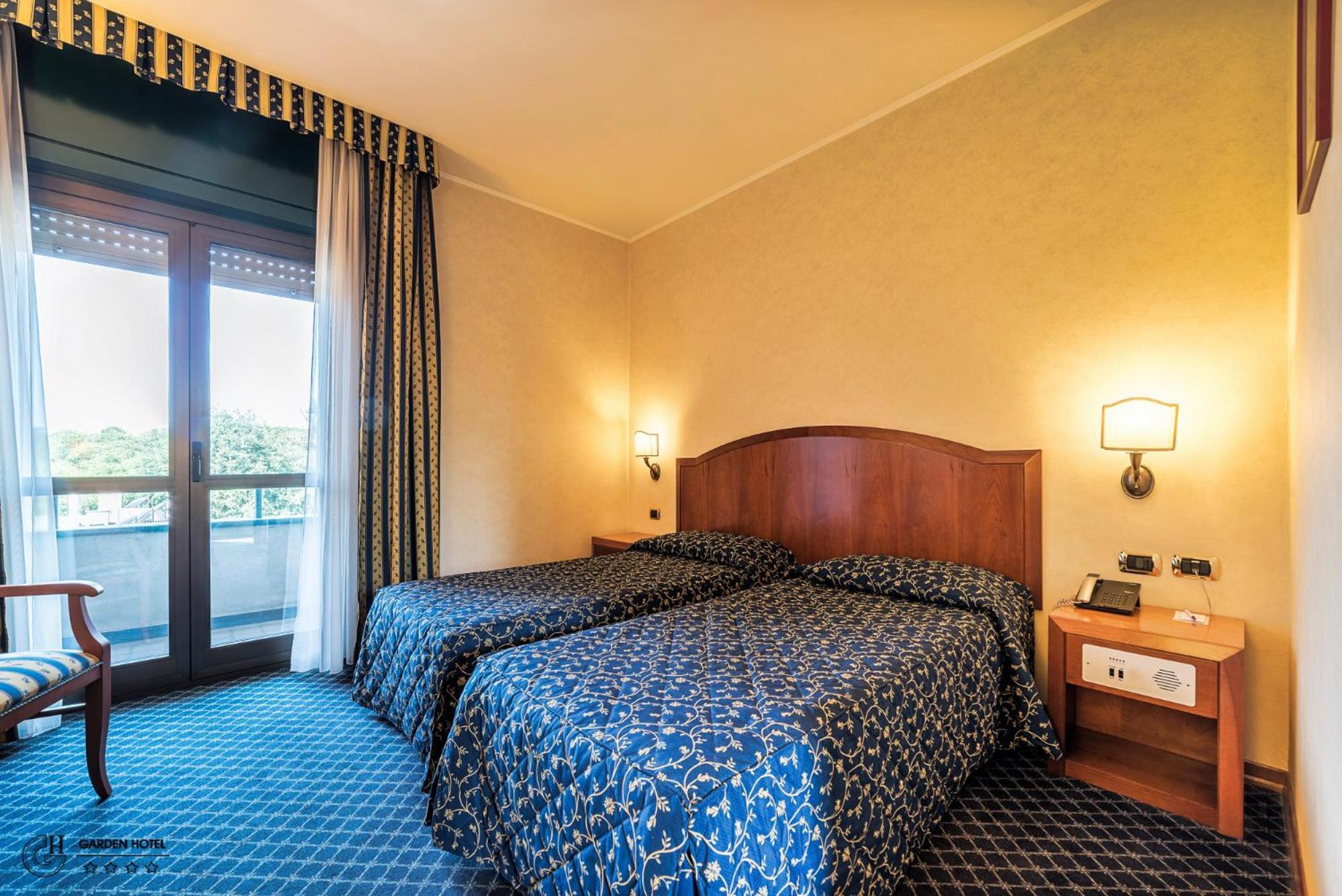 Double or Twin Room Balcony