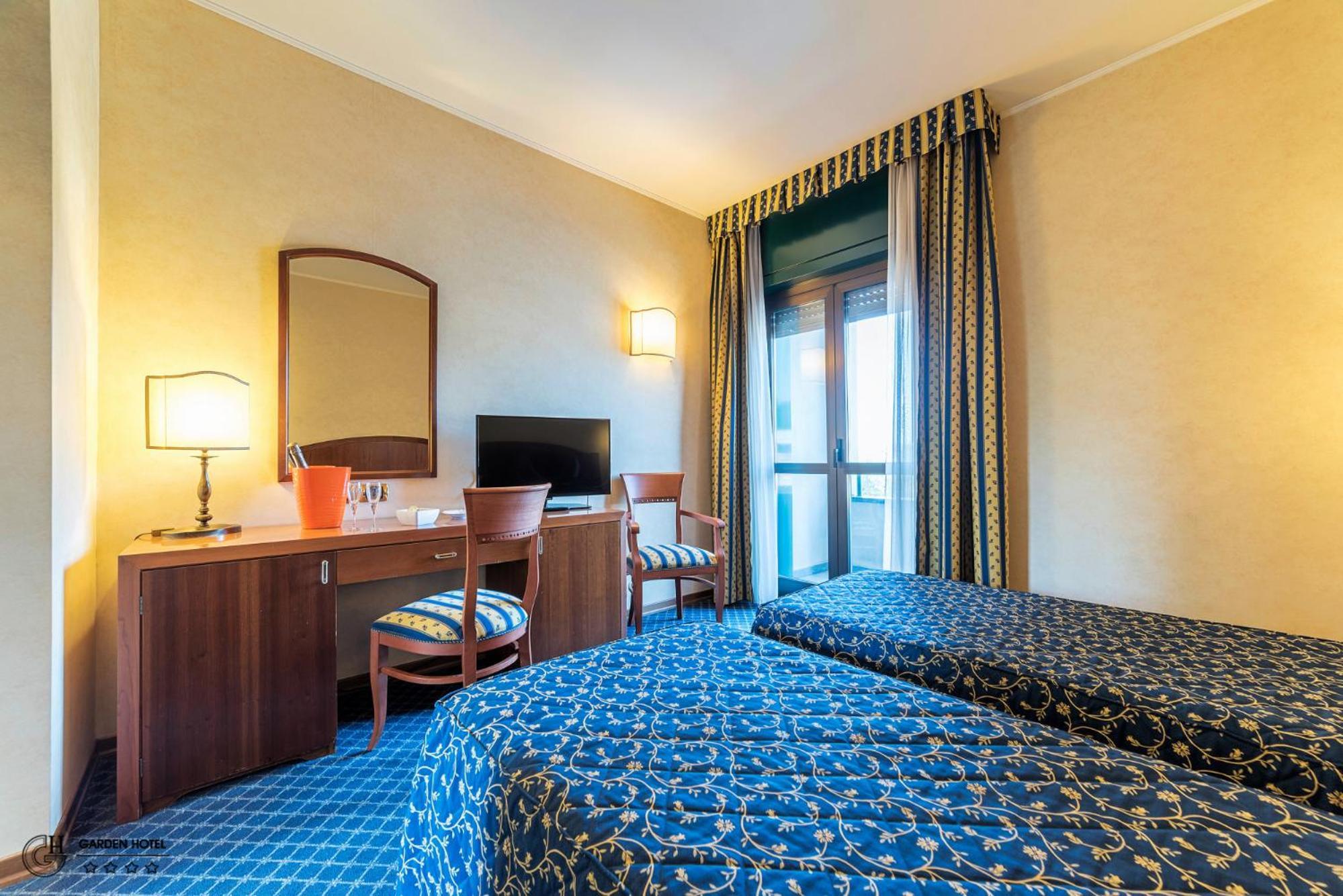 Double or Twin Room Balcony