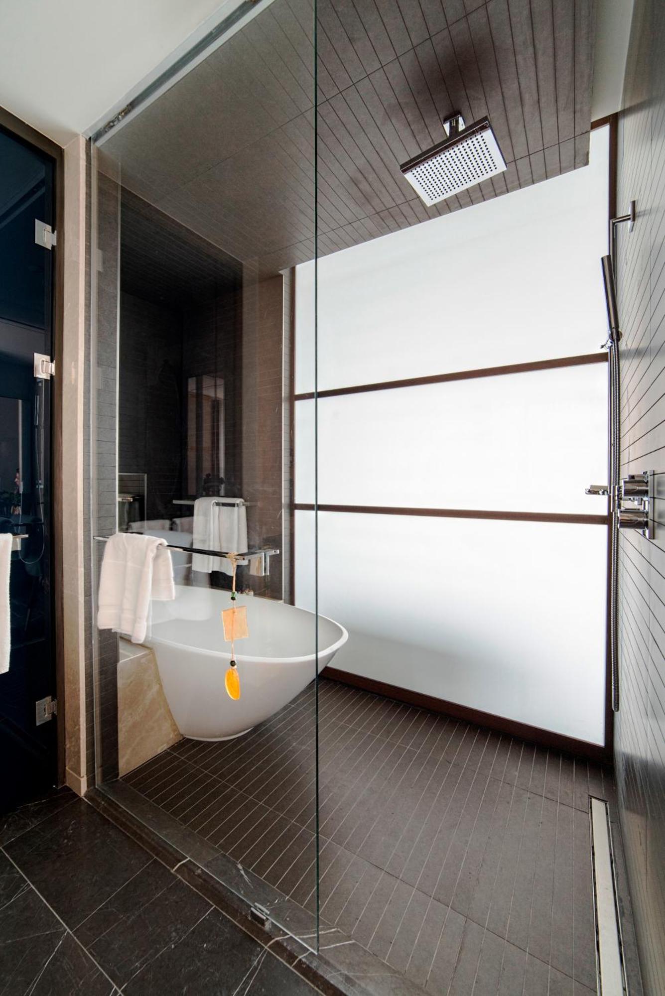 Suite Quasar avec Balcon et Accès au Salon - Vue sur Mer