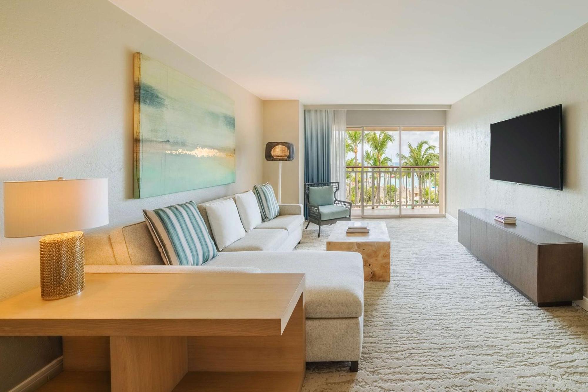 Suite Cayena con balcón y vistas al complejo - Cama extragrande - Planta alta