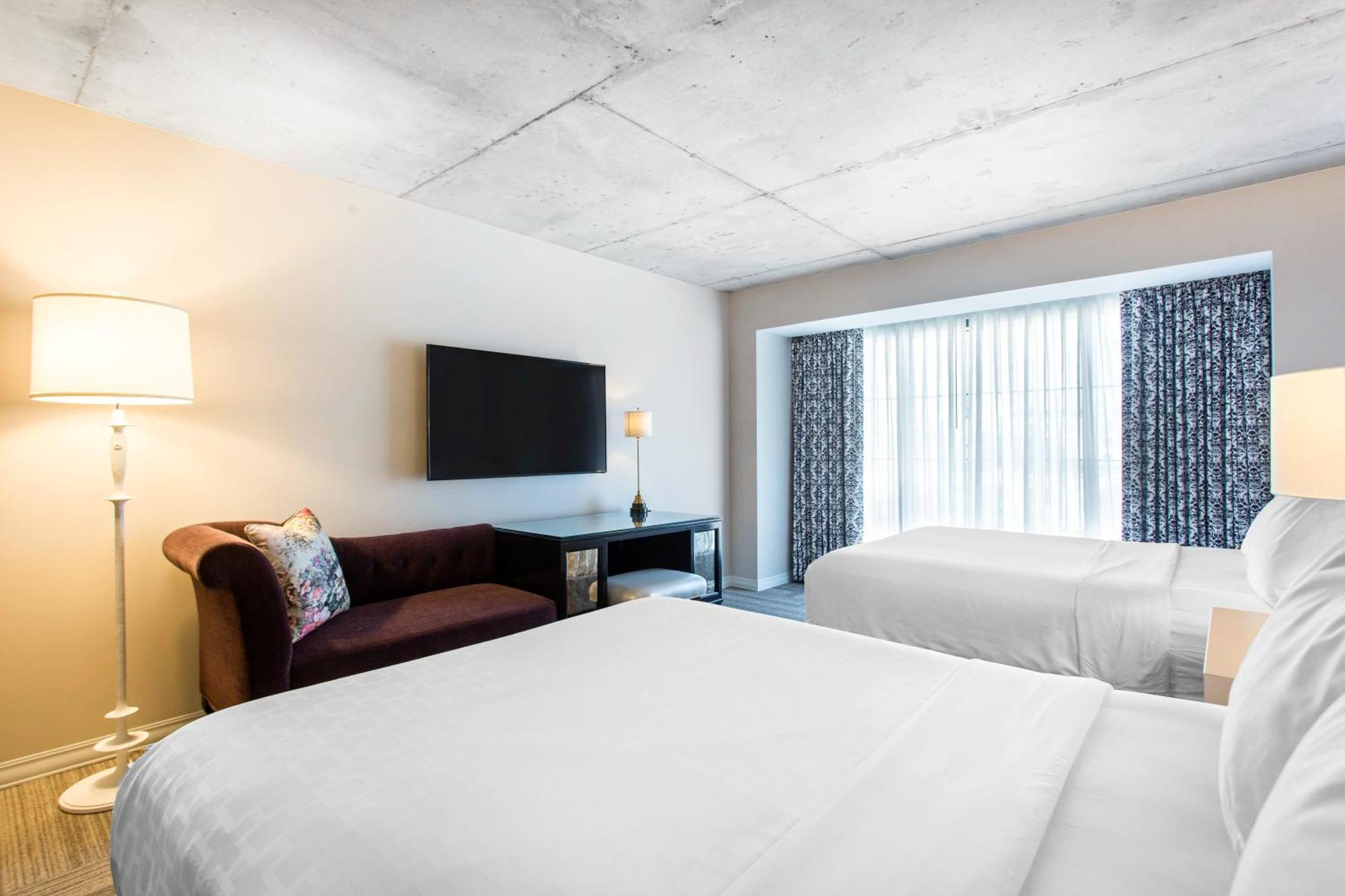 Standard Room 2 Queen Beds Hearing Mobility Accessible Roll Shower Non Smoking,1621435473:JPEG