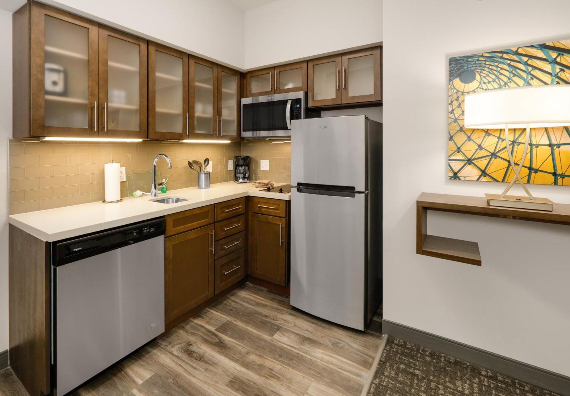 King Studio Suite