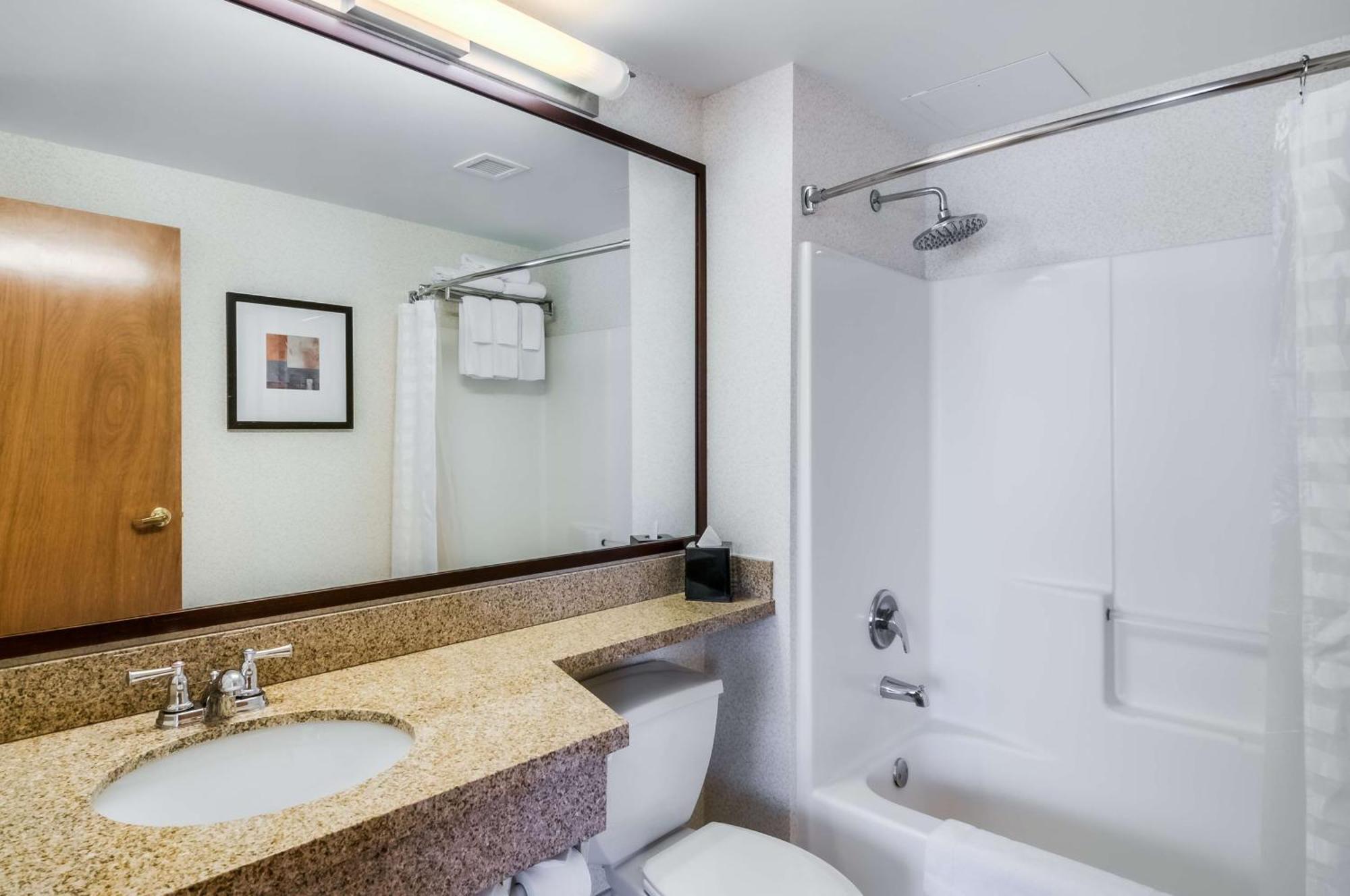 Queen Studio Suite