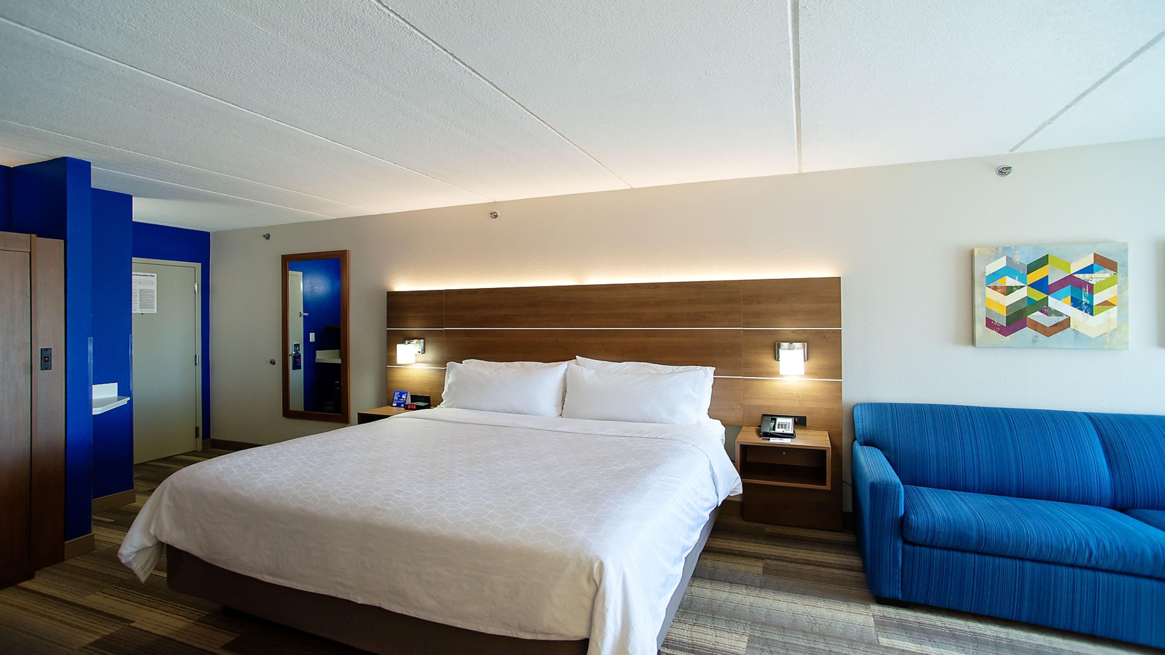 Standard King Room
