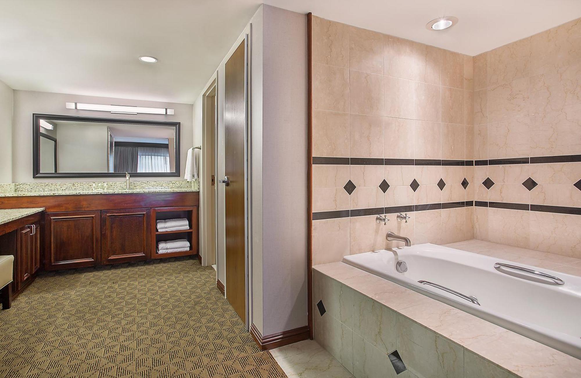 One-Bedroom Suite