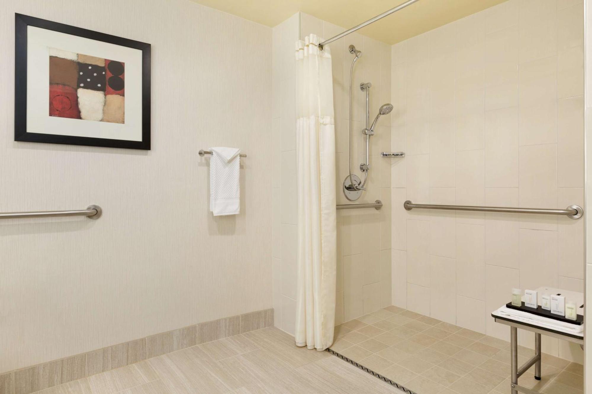 King Room - Mobility Access/Non-Smoking