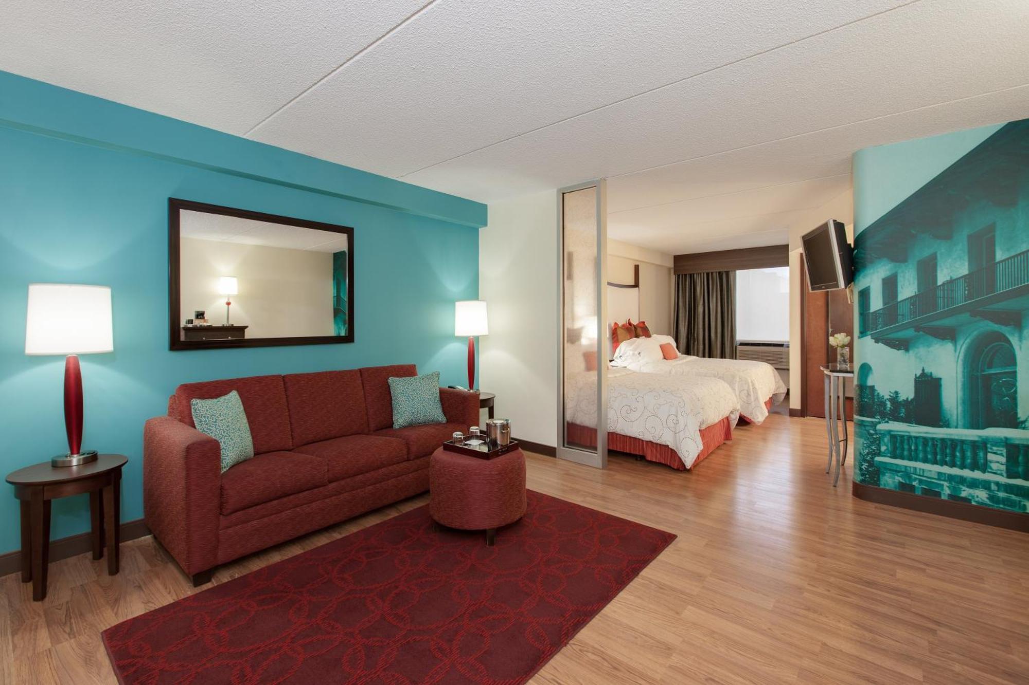 Wellness Double Room Two Double Beds Glass Enclosed Shower
