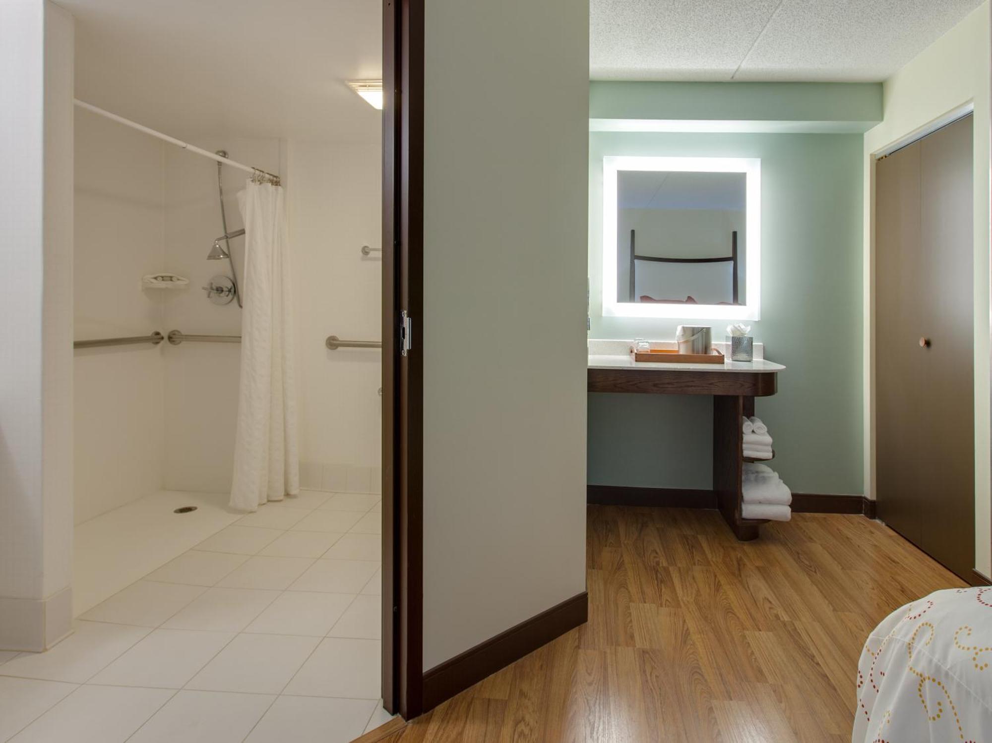 Double Room Mobility Accessible Roll Shower Non-Smoking