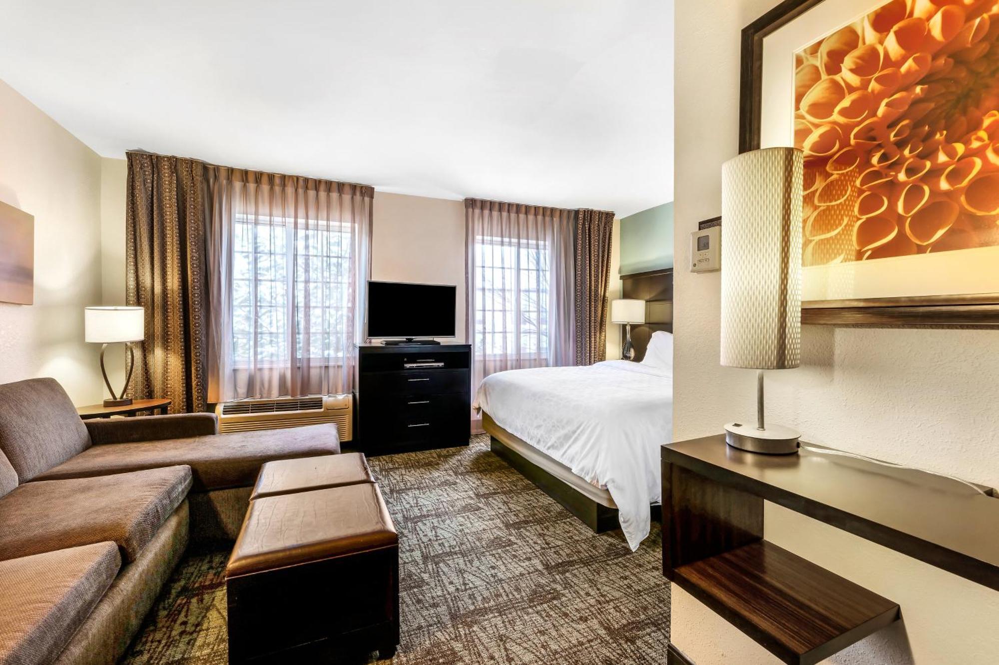 King Studio Suite
