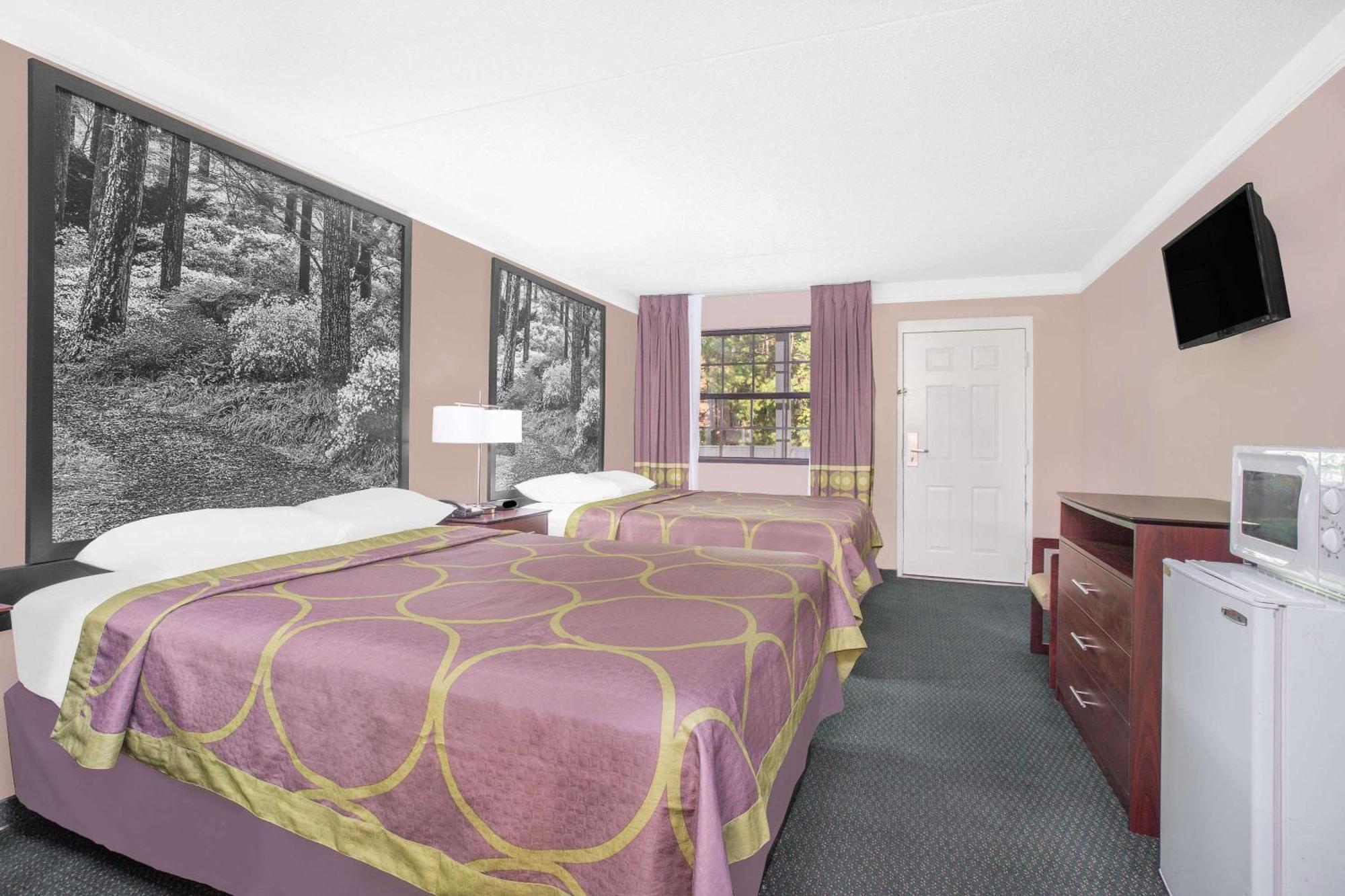 Room with Two Double Beds - Smoking