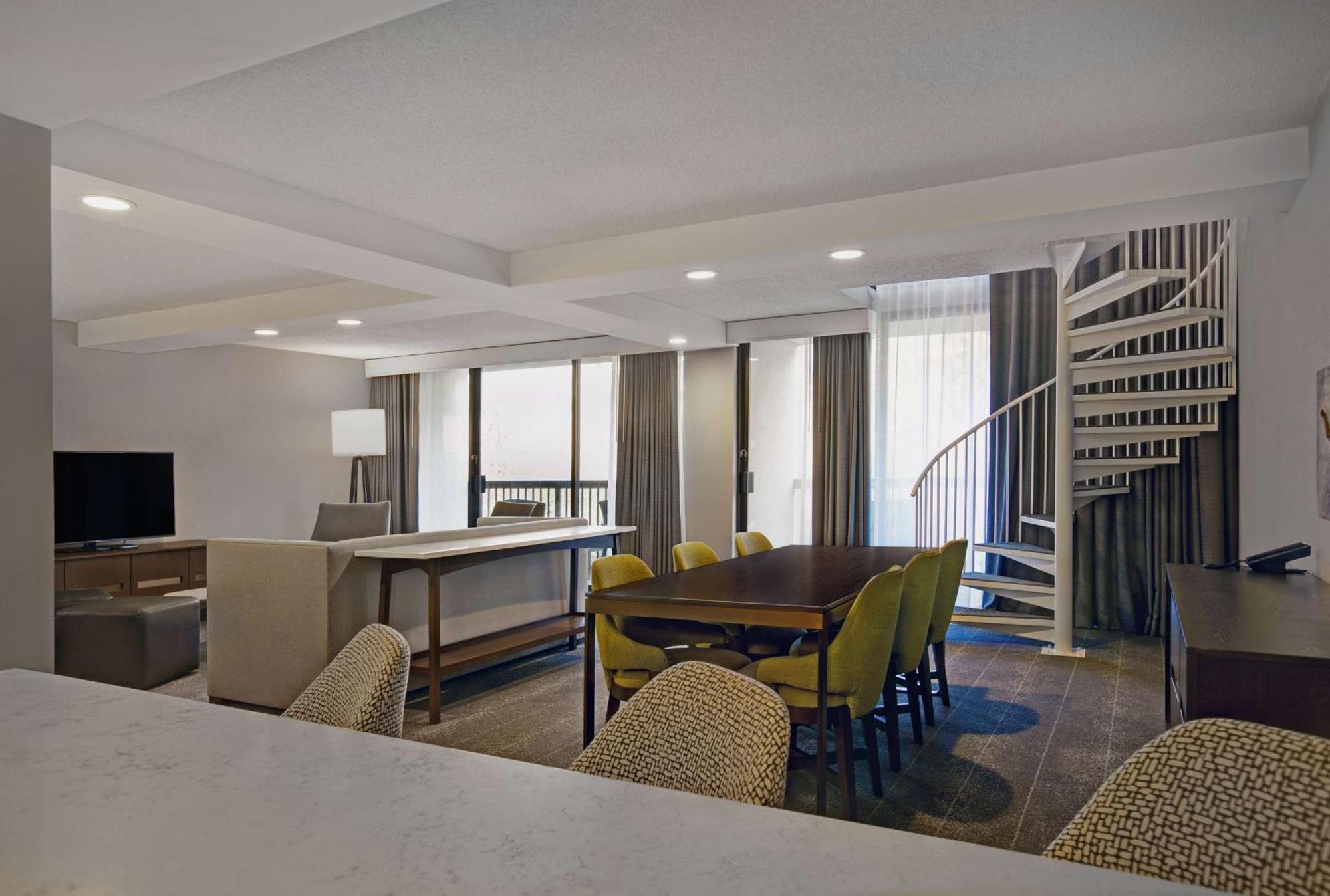 One-Bedroom Two Level King Suite