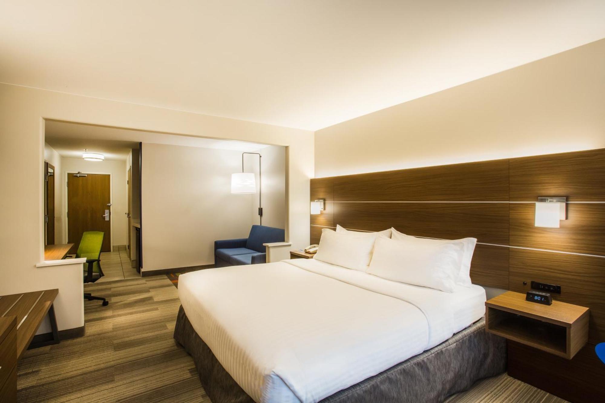 Standard King Room,1281189436:JPEG