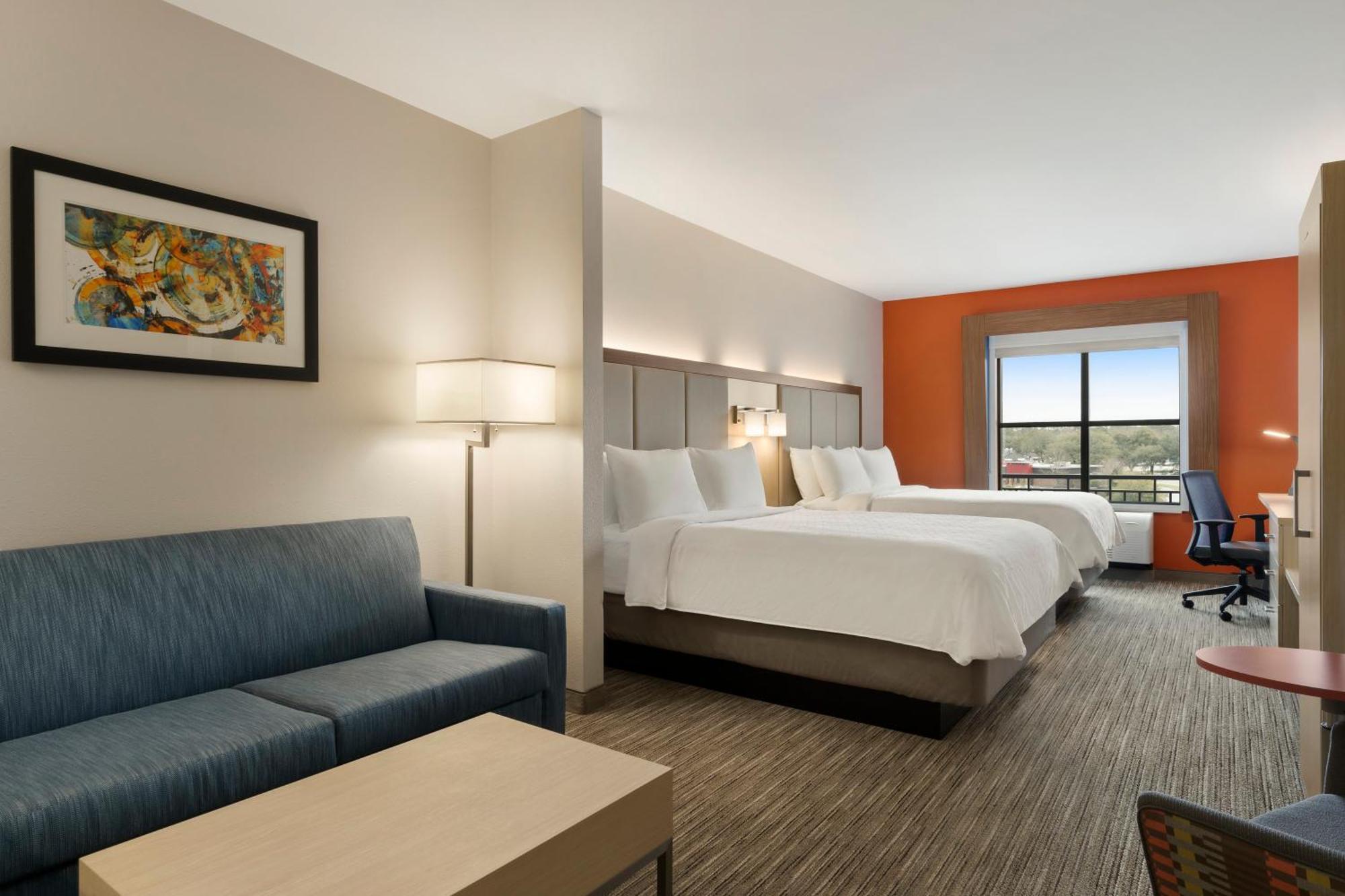 Suite with Two Queen Beds