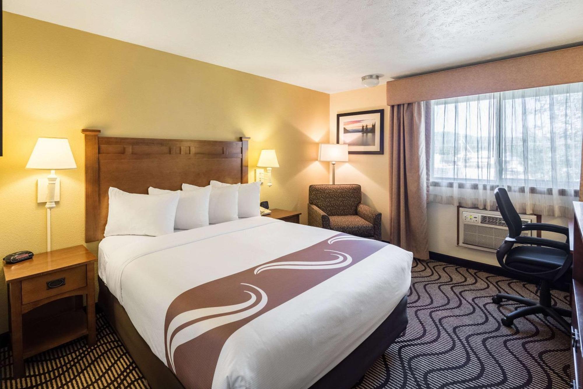 Queen Room