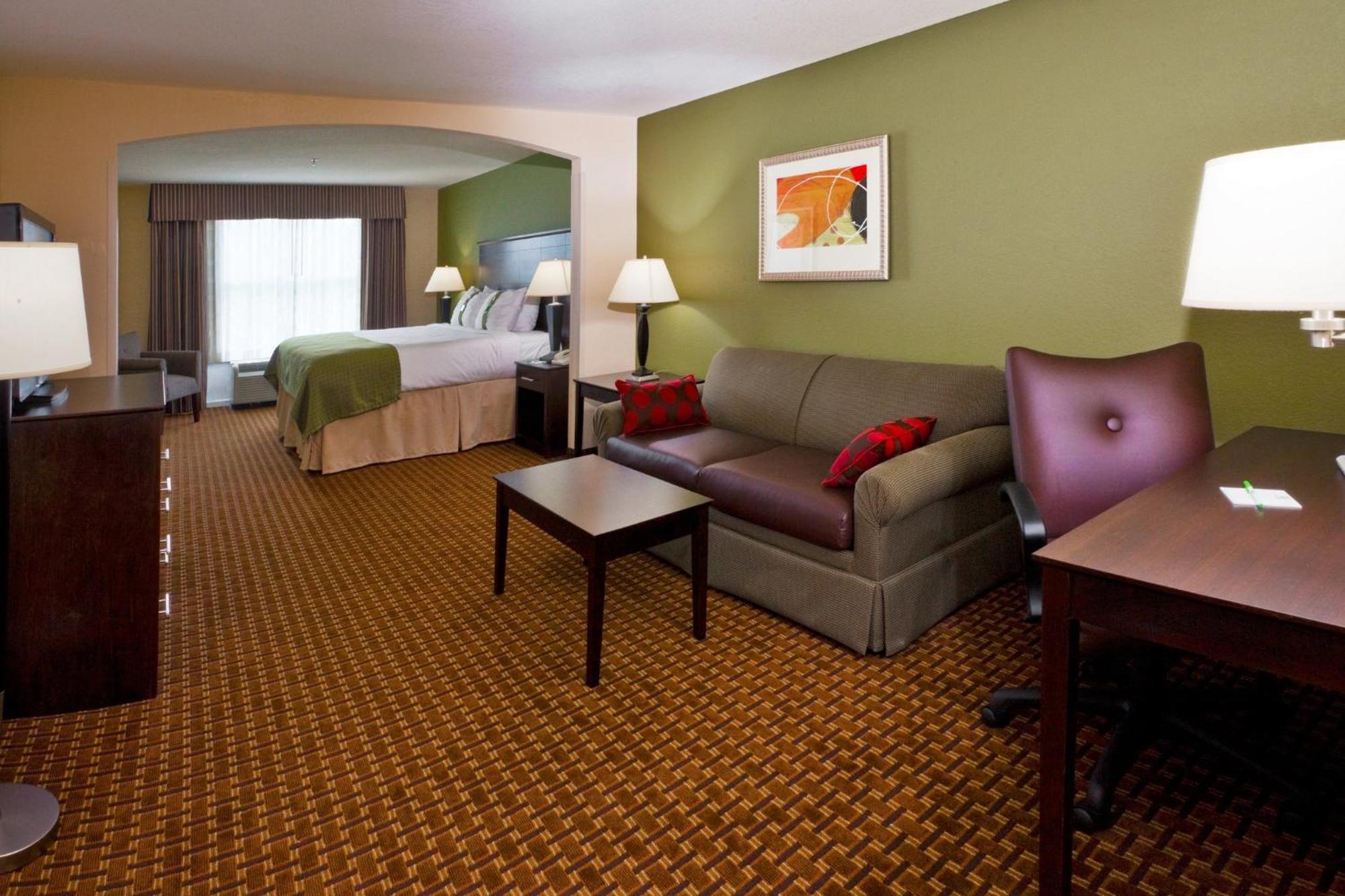 One-Bedroom Suite