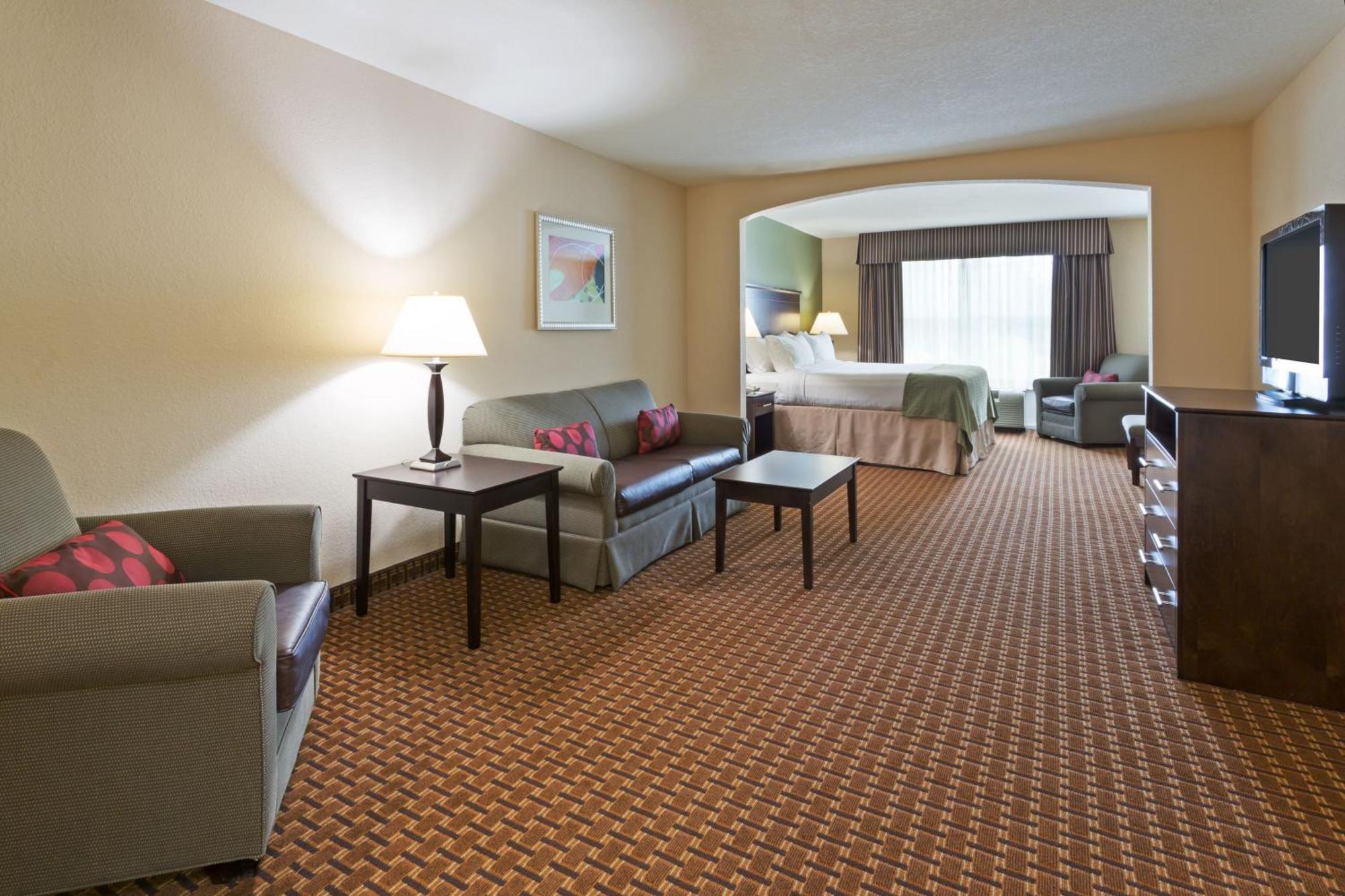 Two-Bedroom Suite