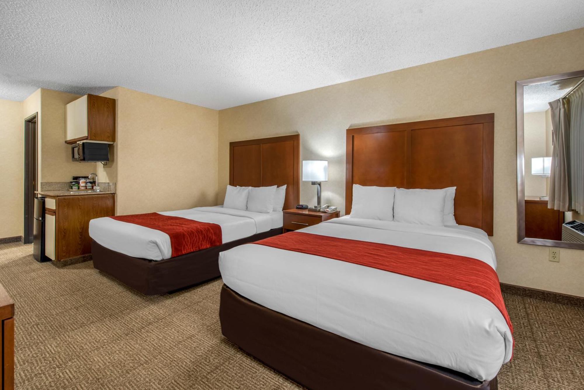 Double Room with Two Double Beds - Non-Smoking
