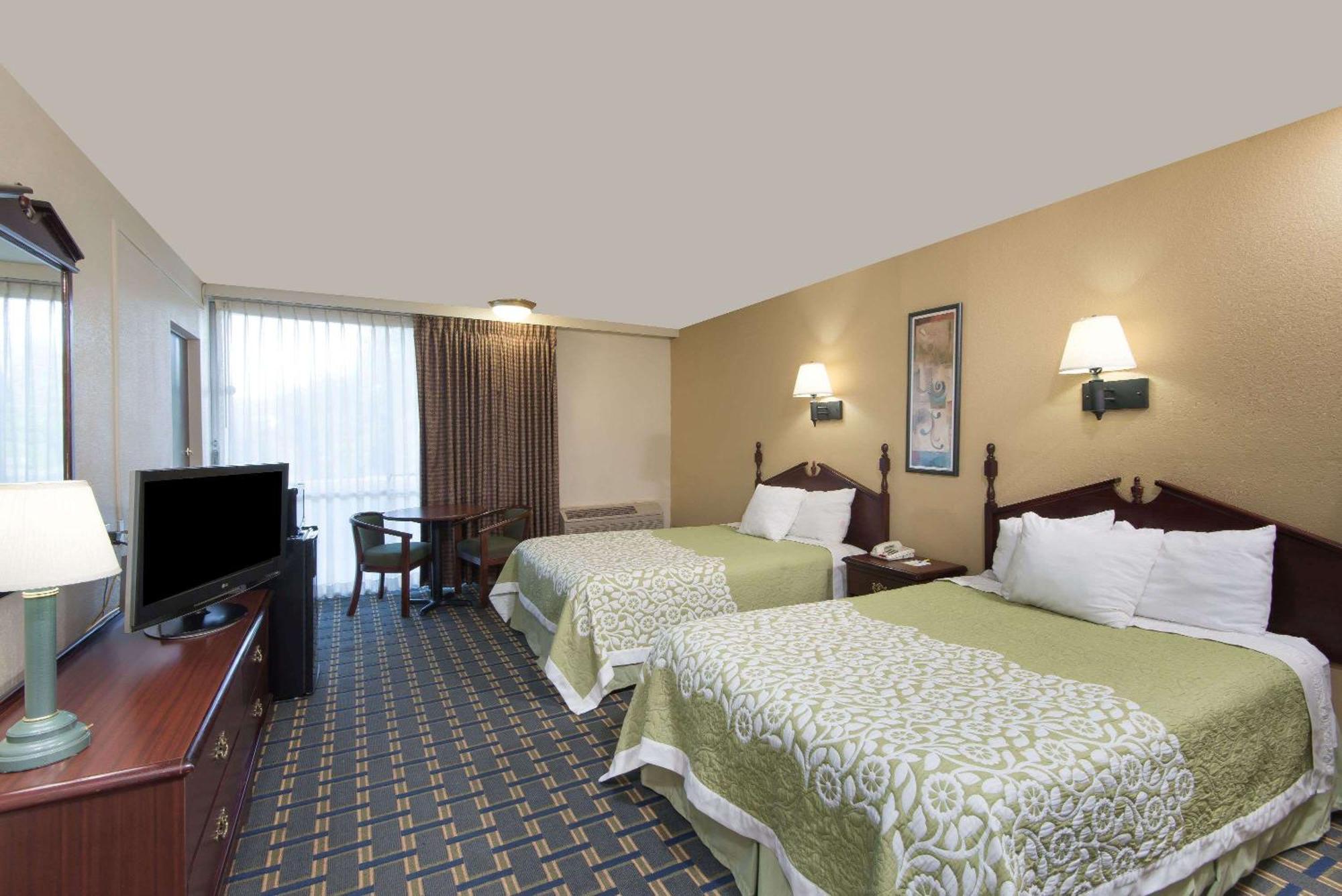 Double Room Two Double Beds Smoking
