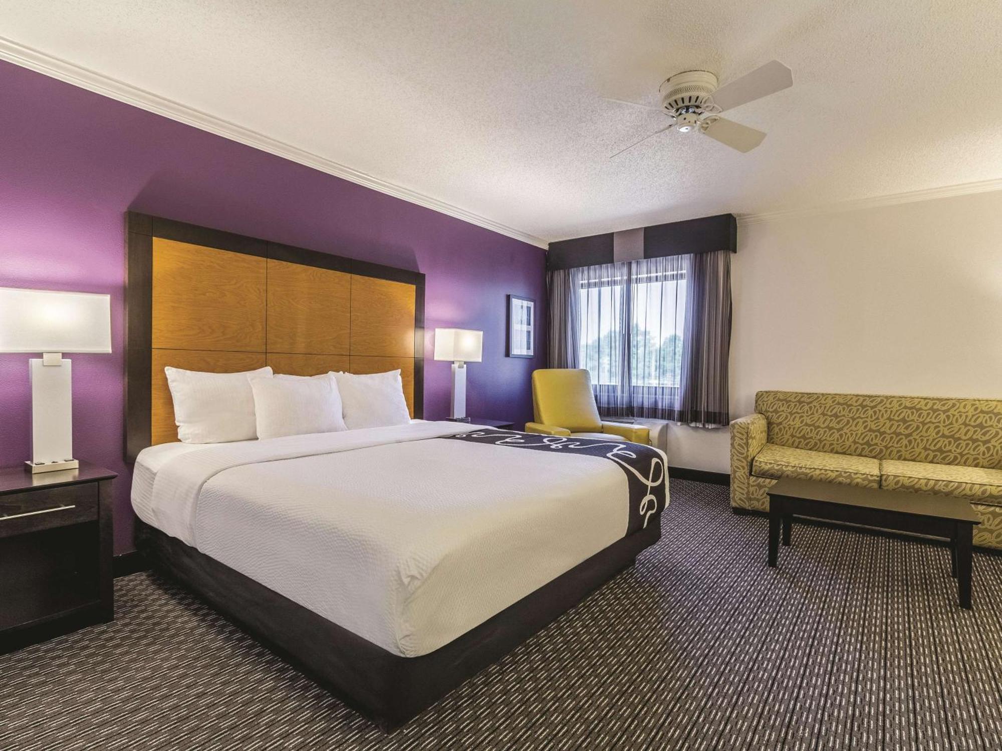 Executive King Room