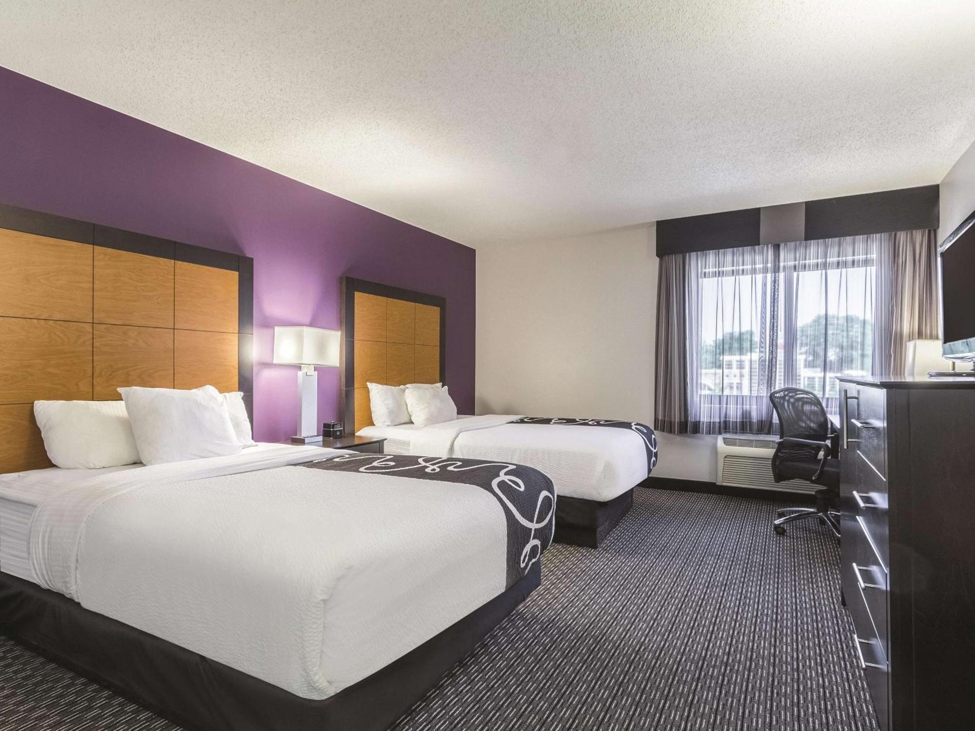 Deluxe Double Room Two Double Beds