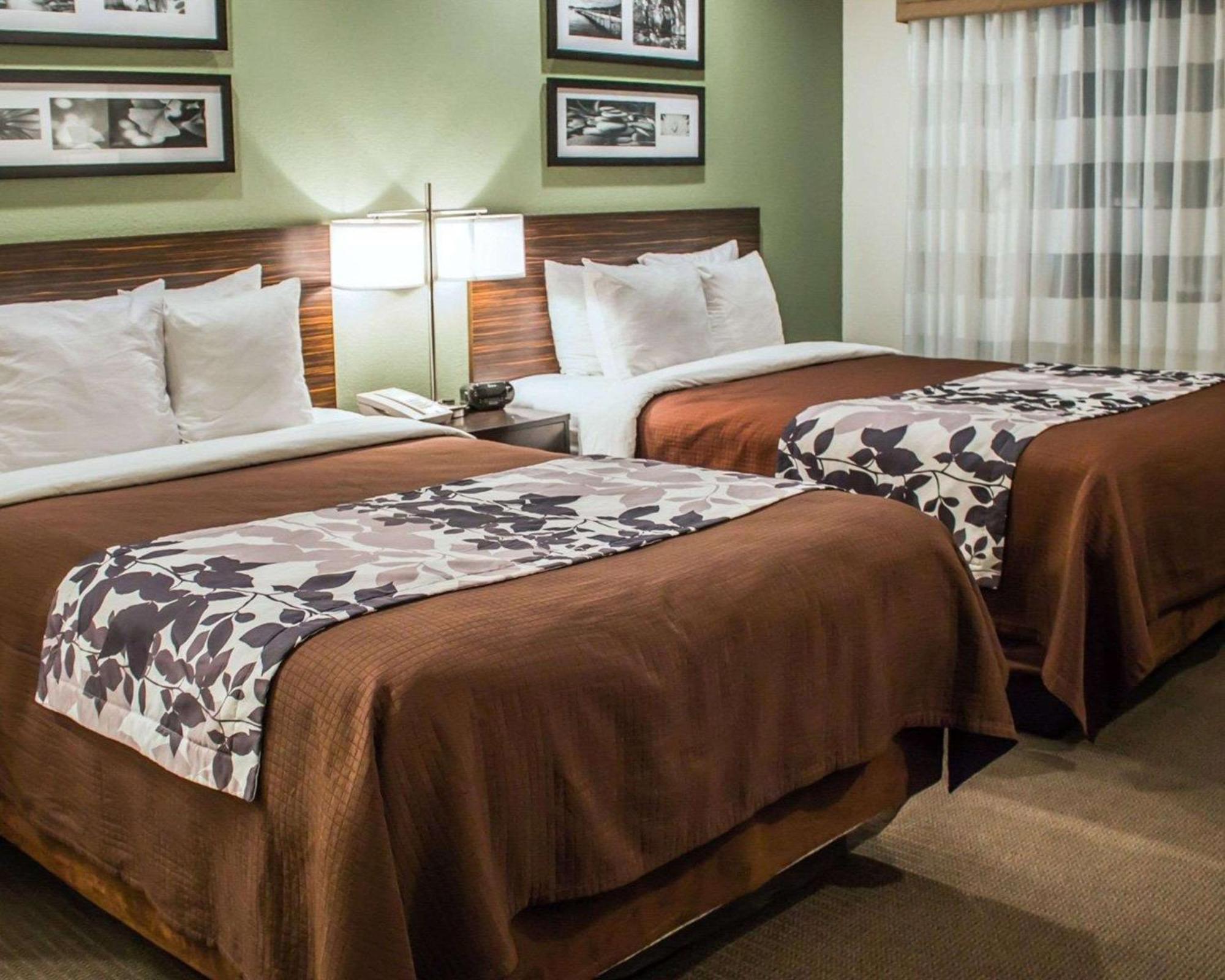 Double Room Two Double Beds View Non-Smoking