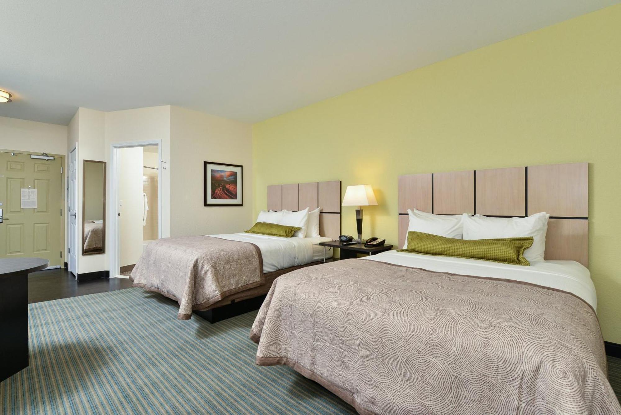 Queen Studio with Two Queen Beds - Hearing Accessible - Non-Smoking