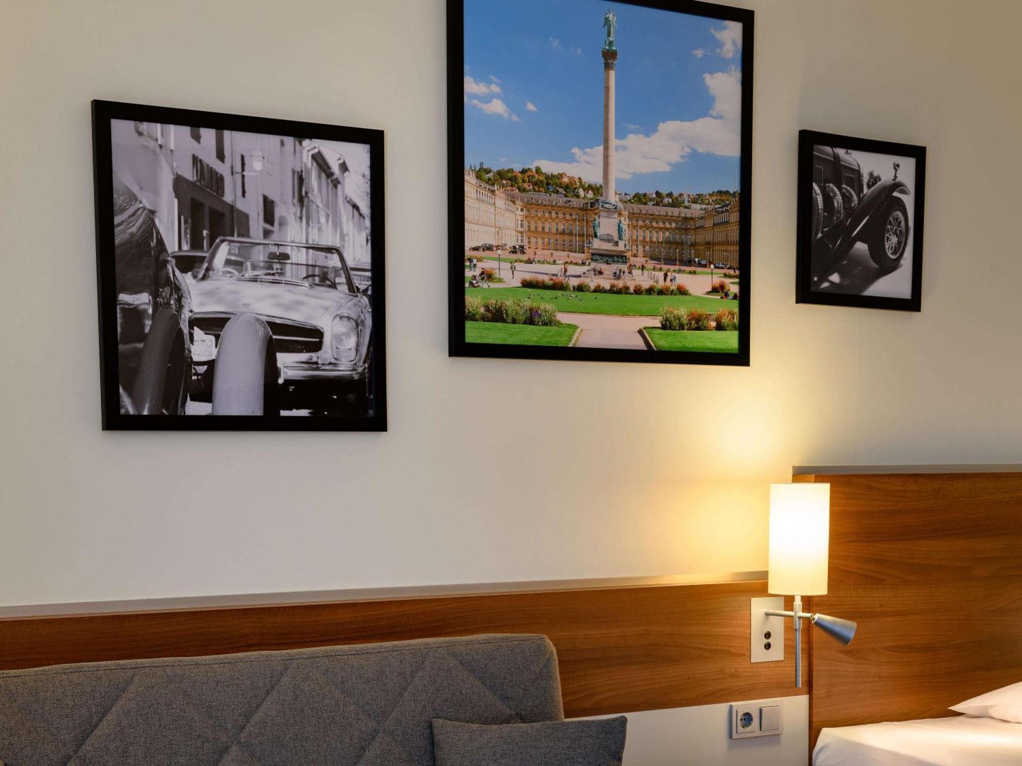 Standard Queen Room