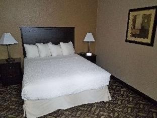 One Queen Bed Executive Non-Smoking